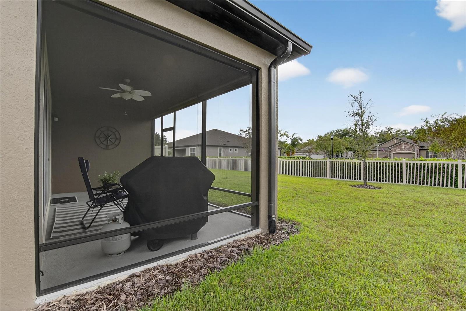 Image 21 of 26 For 19356 Hawk Valley Drive