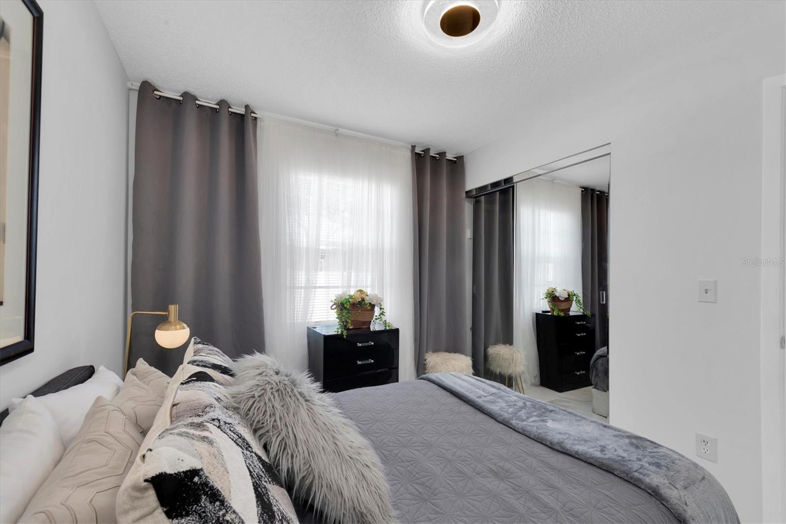 Image 16 of 41 For 7397 34th Street N