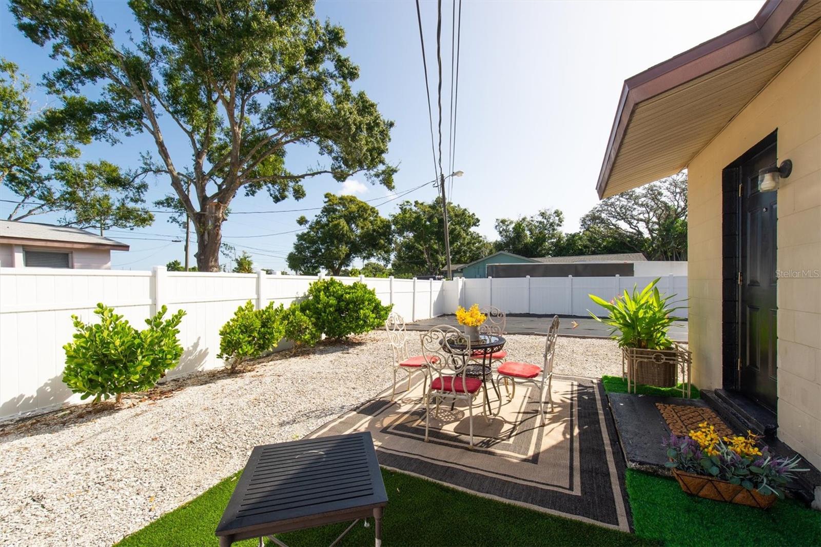 Image 18 of 41 For 7397 34th Street N