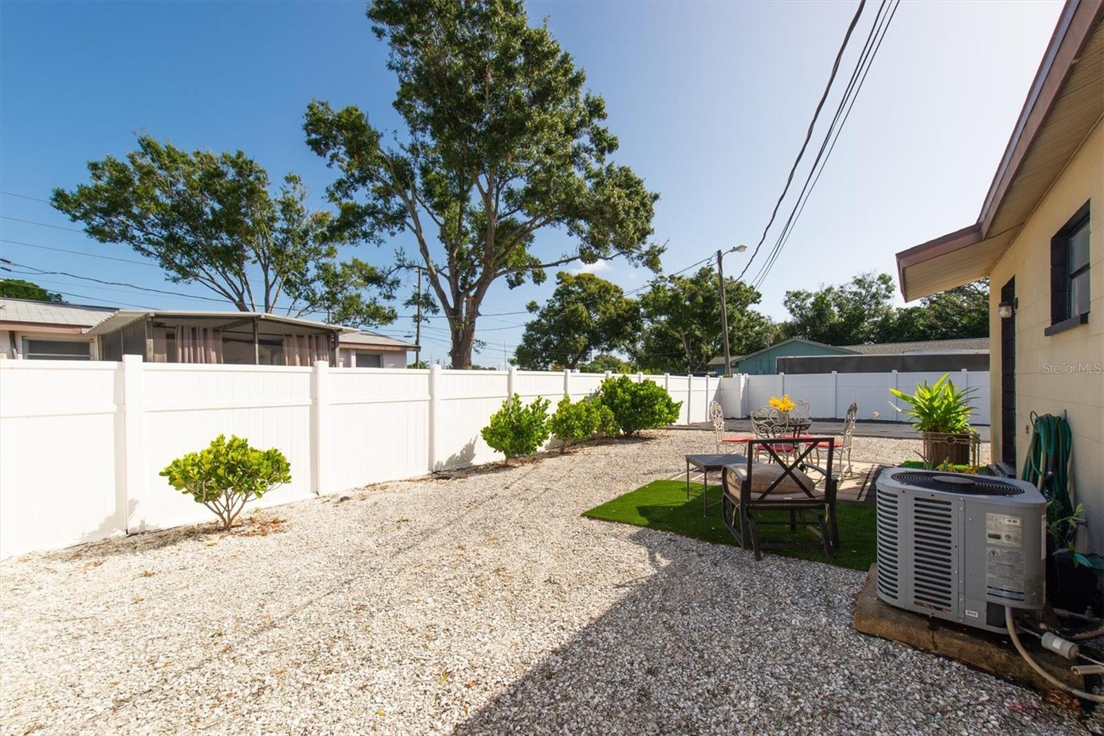 Image 20 of 41 For 7397 34th Street N