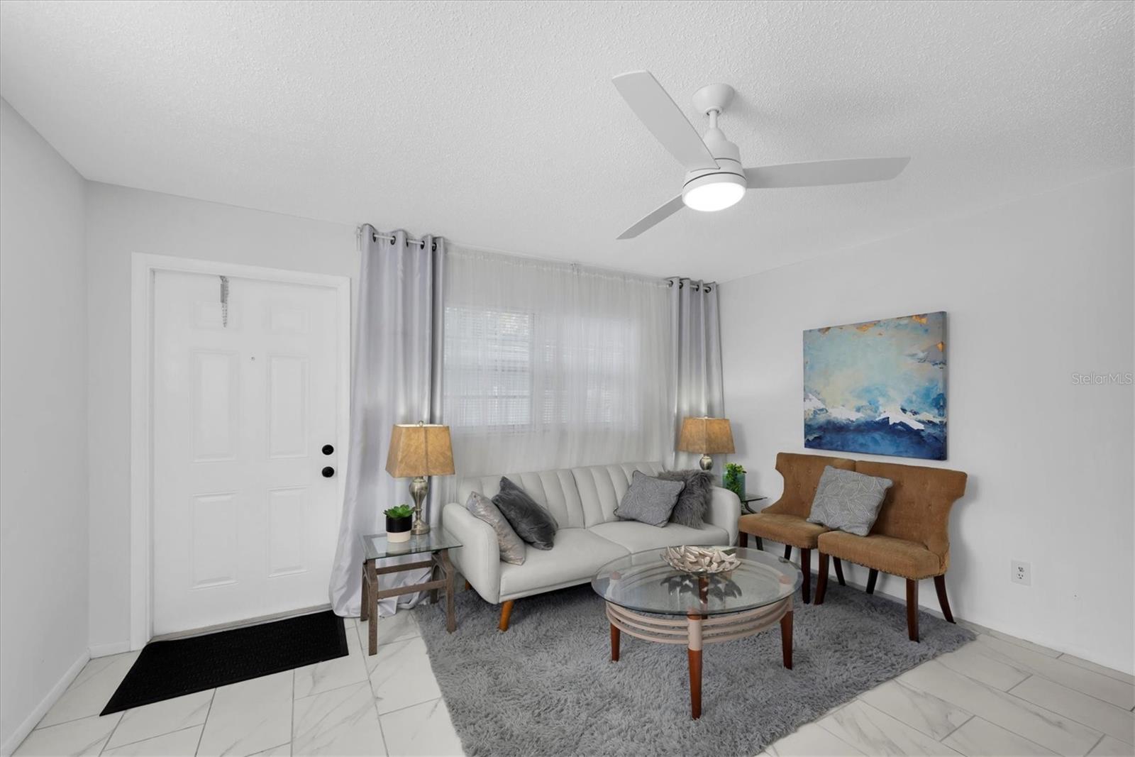 Image 6 of 41 For 7397 34th Street N