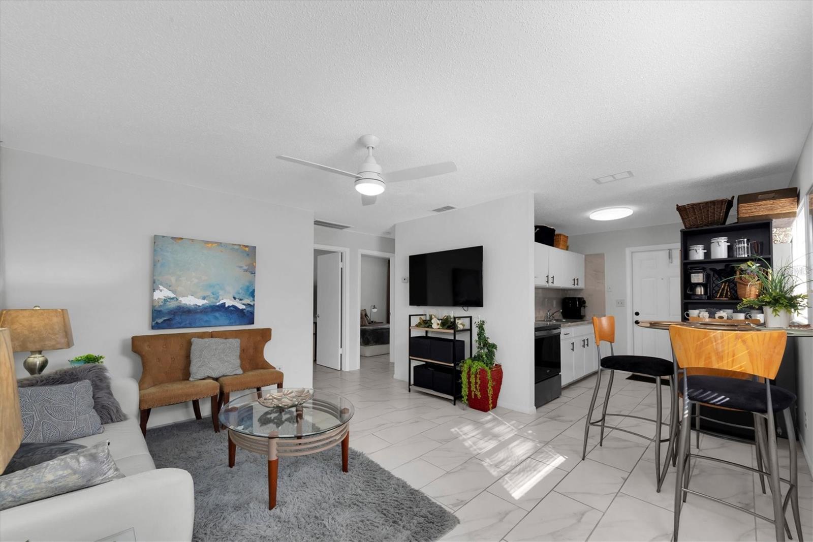 Image 7 of 41 For 7397 34th Street N