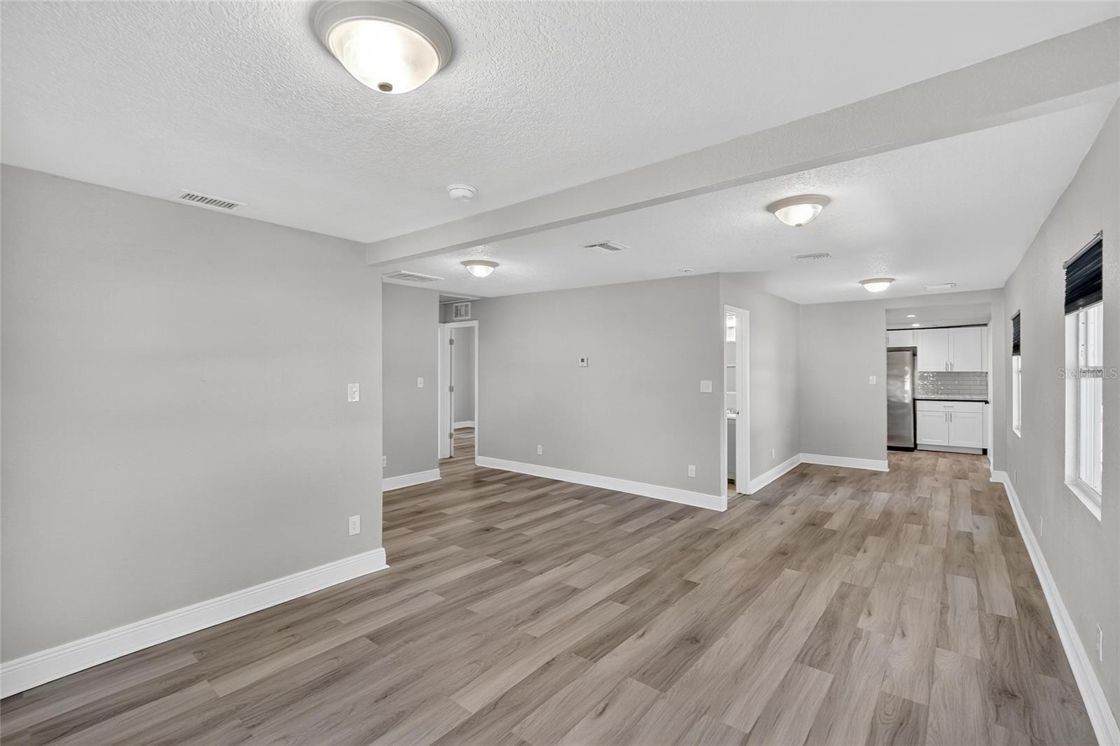 Image 13 of 33 For 1407 Jean Street