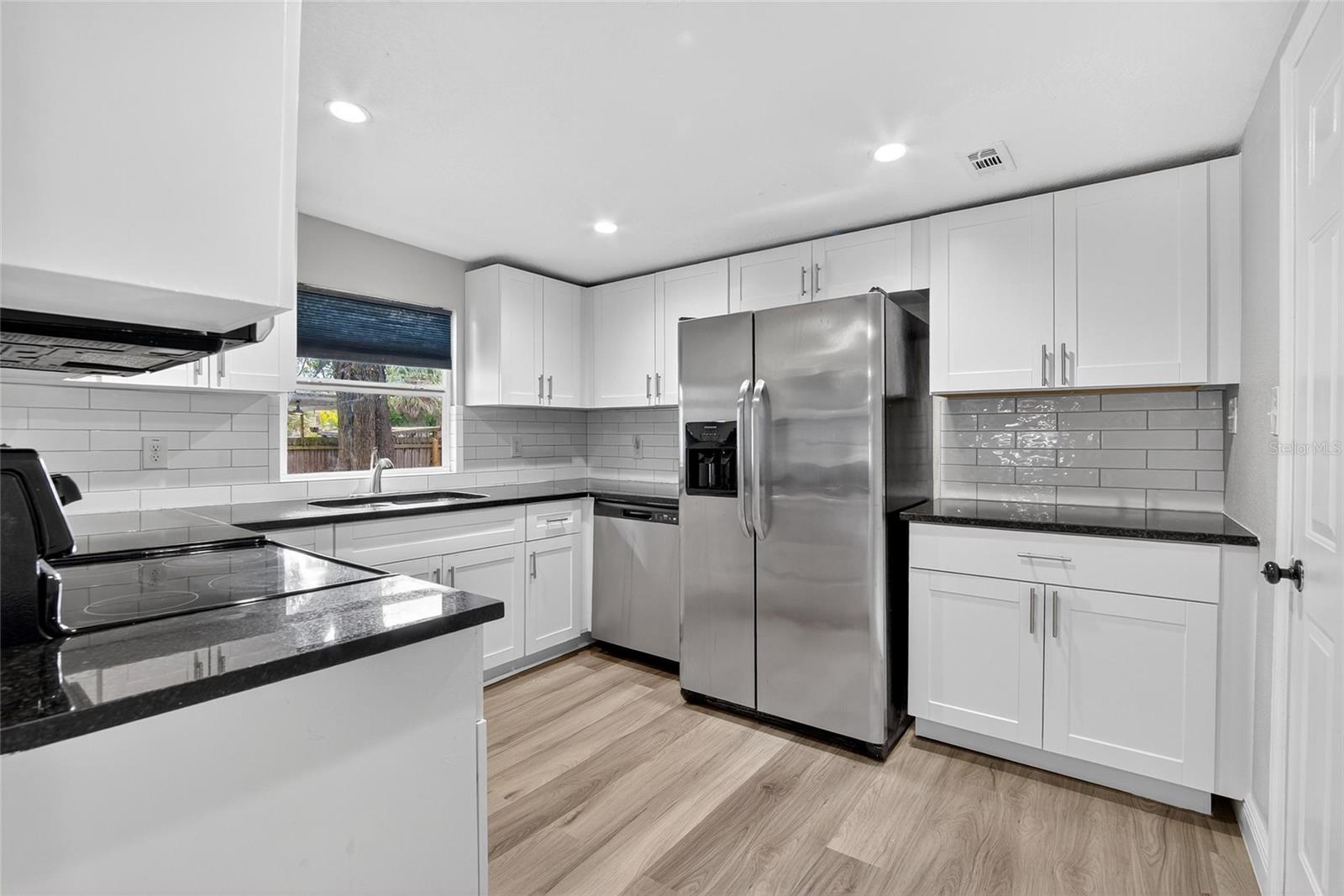 Image 15 of 33 For 1407 Jean Street