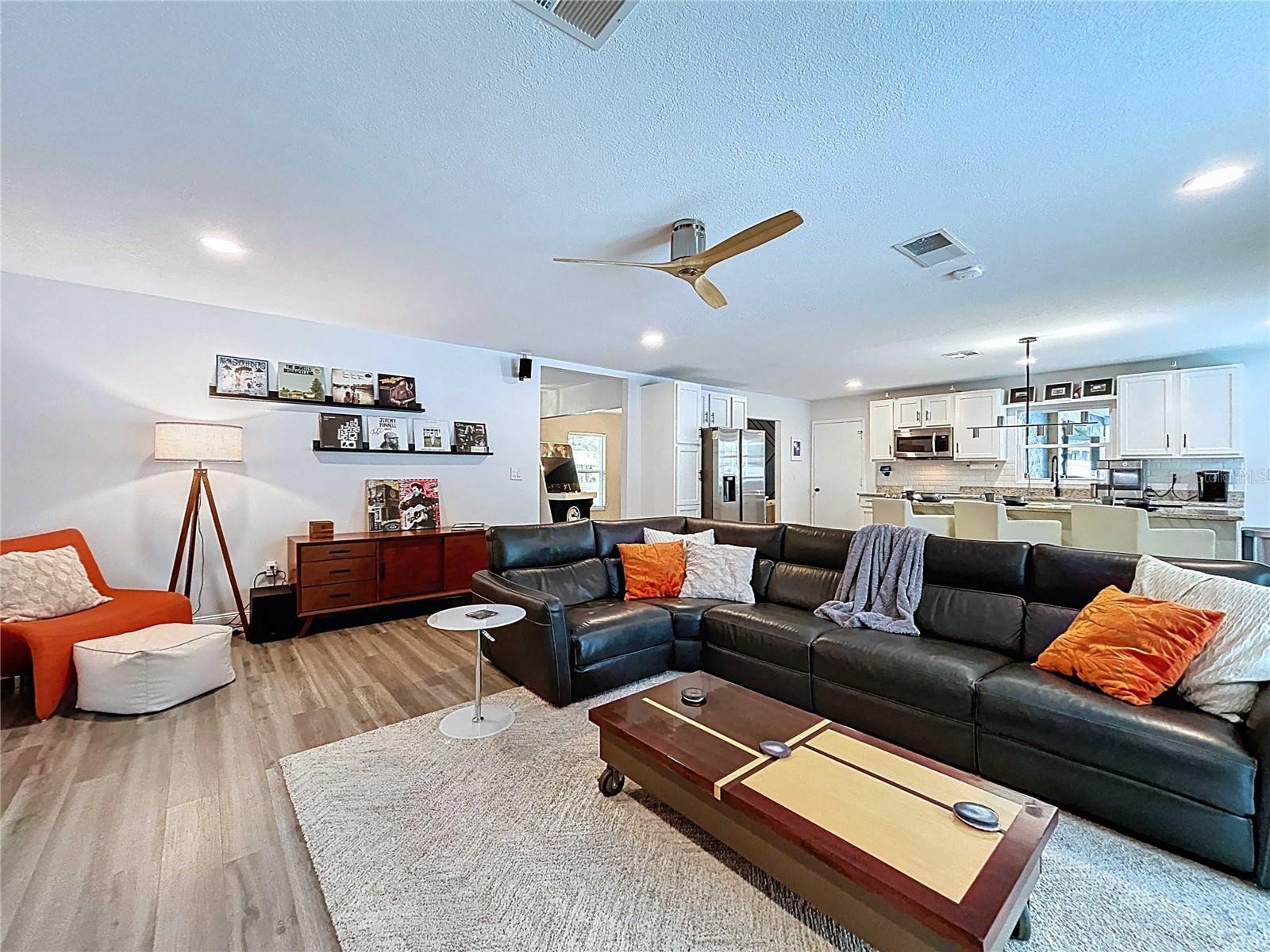 Image 31 of 70 For 1404 Big Oak Court