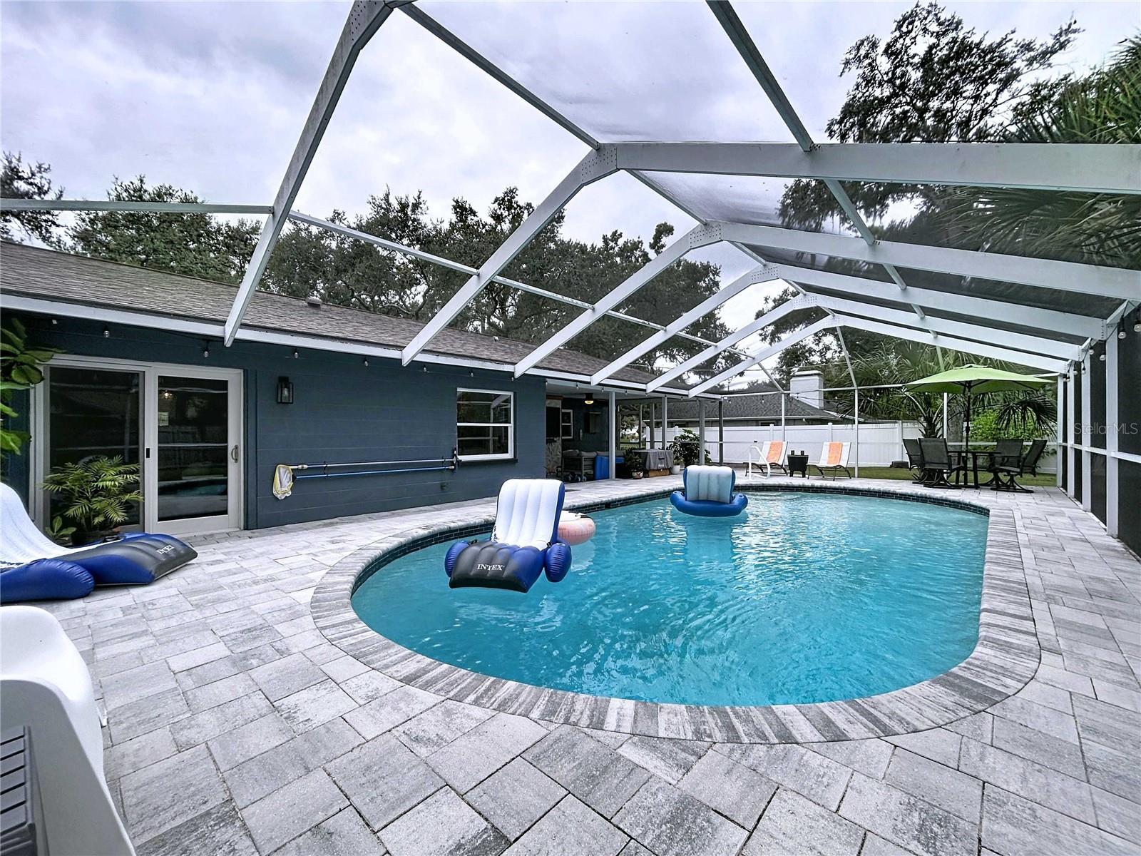 Image 5 of 70 For 1404 Big Oak Court