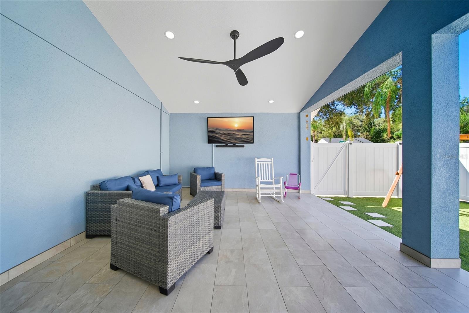 Image 24 of 35 For 12421 Pepperfield Drive