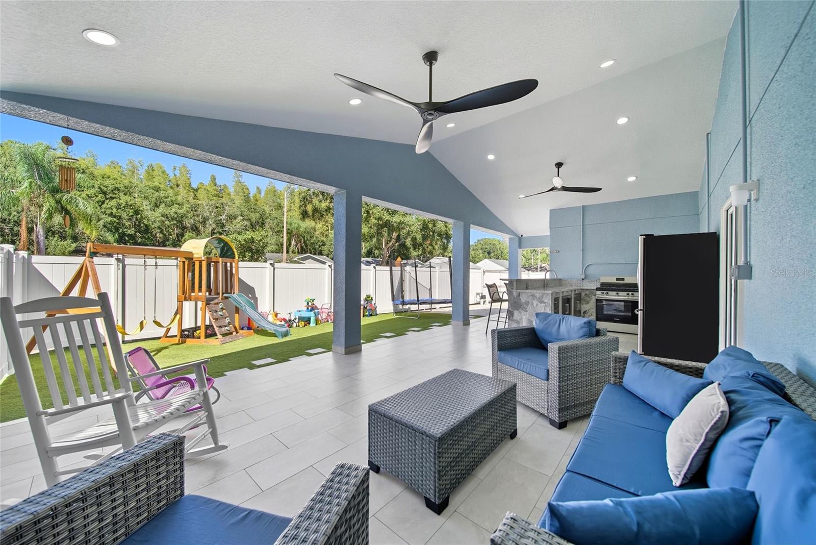 Image 25 of 35 For 12421 Pepperfield Drive