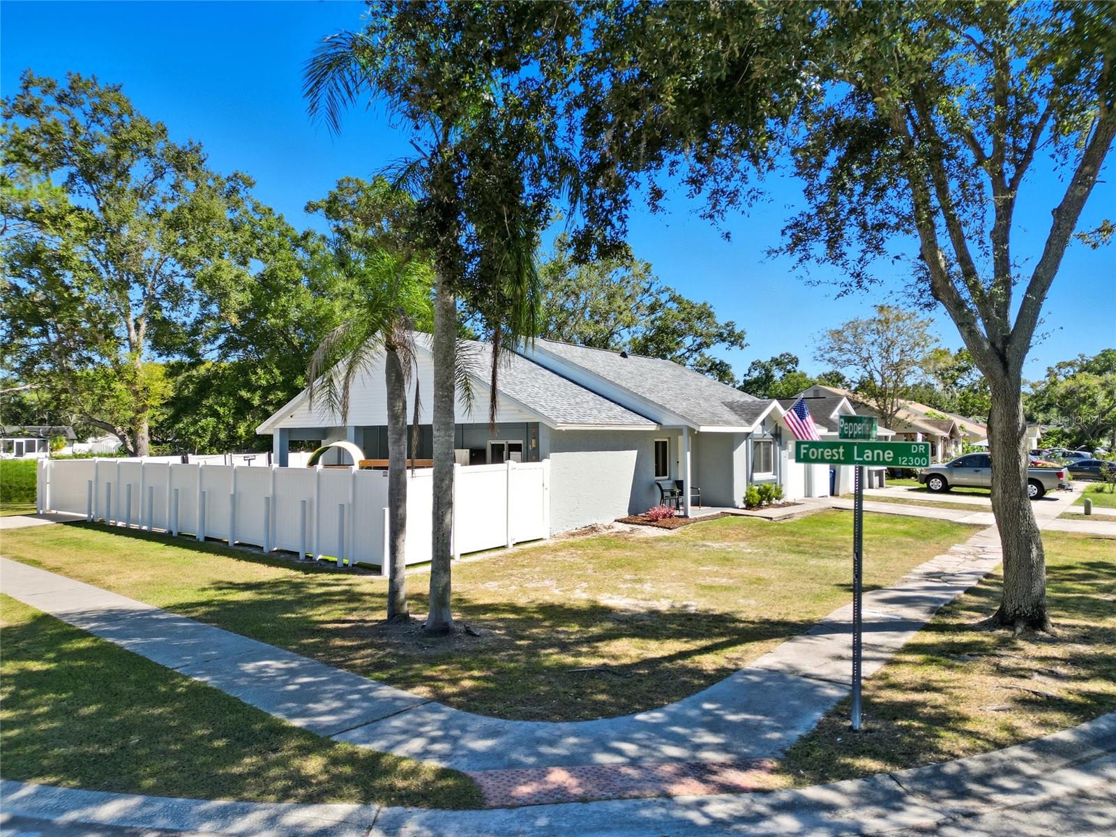 Image 5 of 35 For 12421 Pepperfield Drive