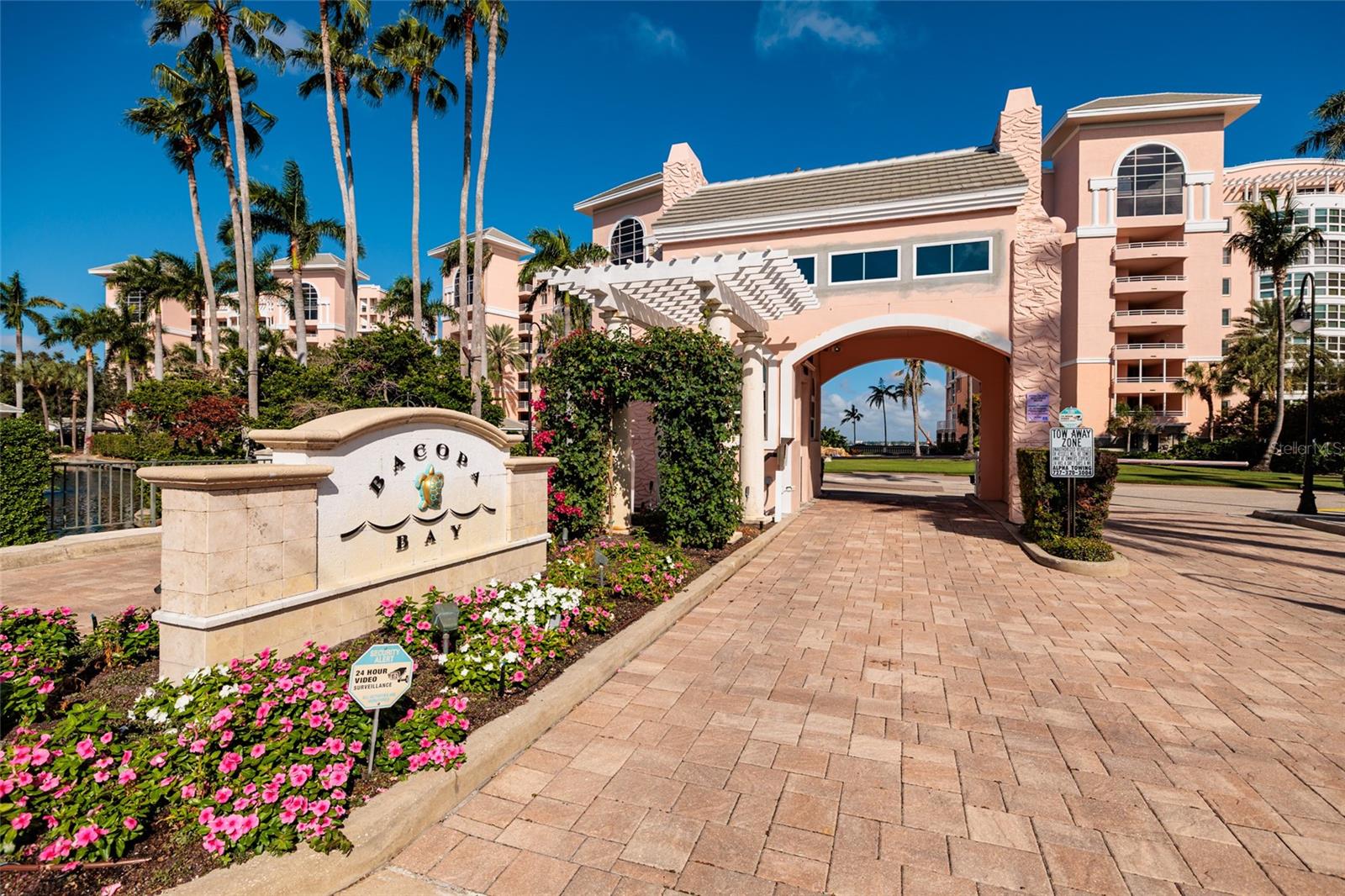 Image 10 of 81 For 4993 Bacopa Lane S 205