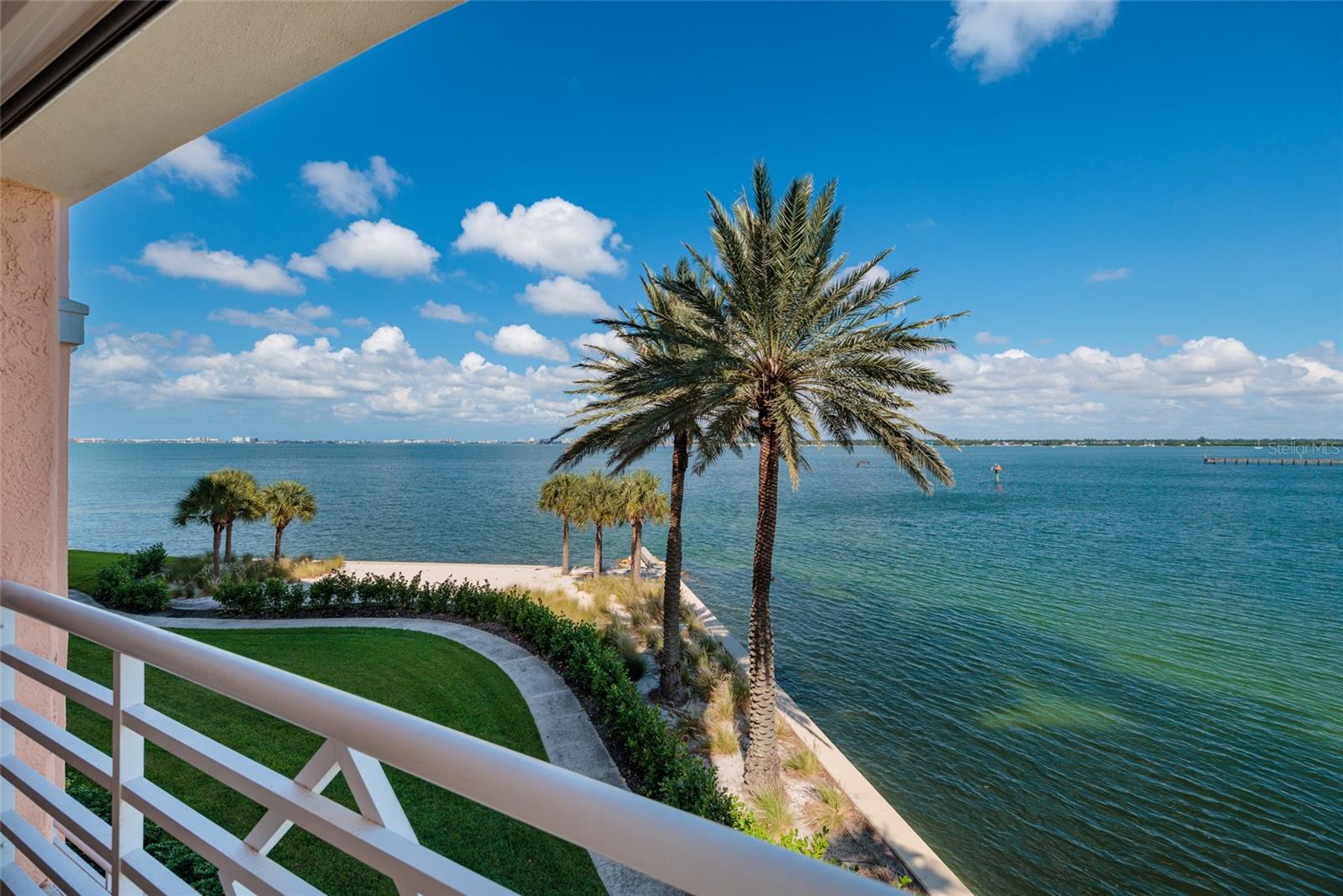 Image 33 of 81 For 4993 Bacopa Lane S 205