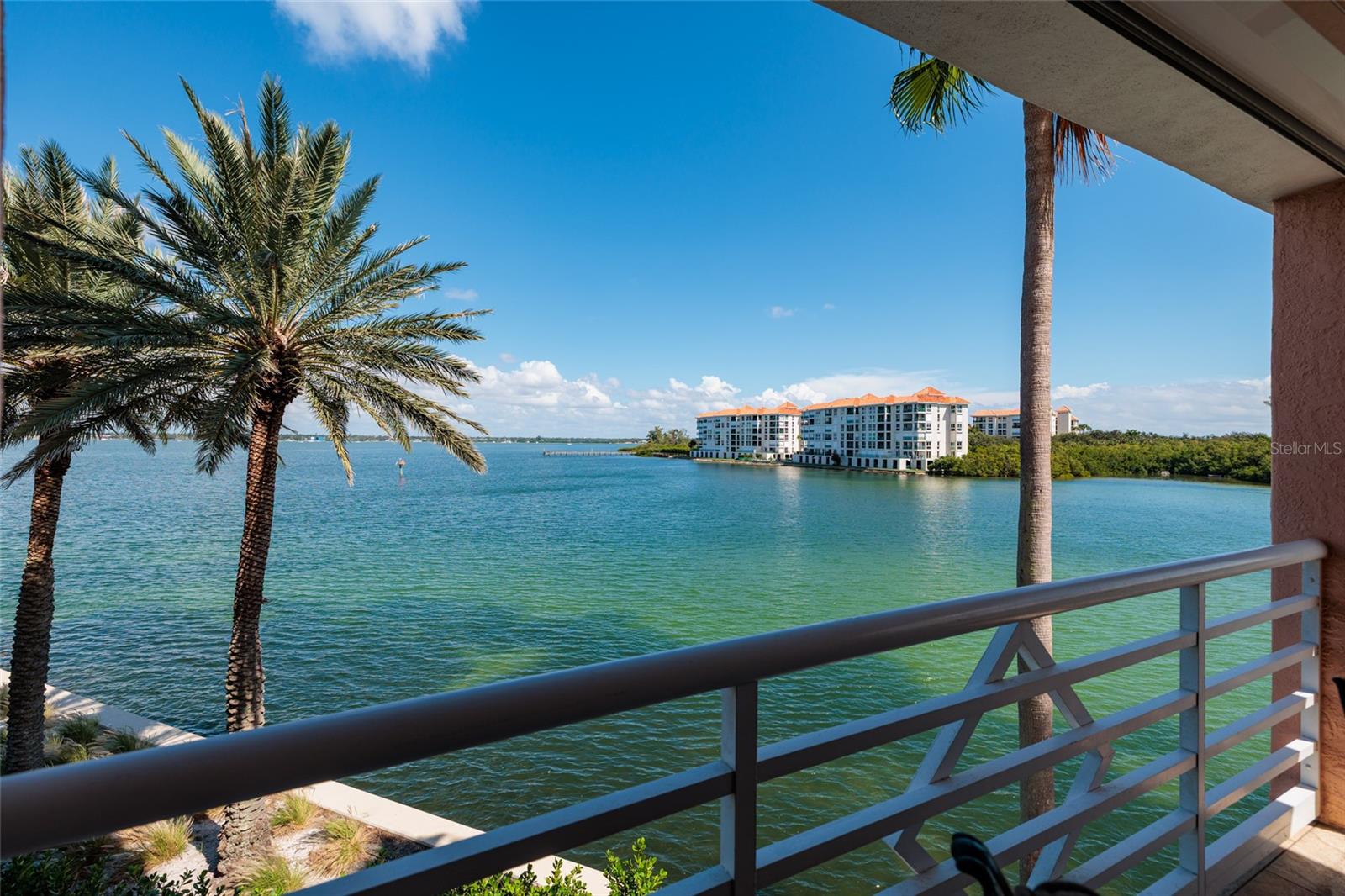 Image 40 of 81 For 4993 Bacopa Lane S 205