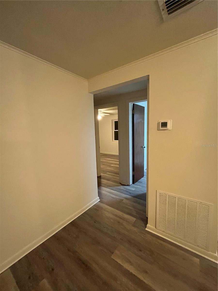 Image 16 of 25 For 309 Riviera Drive