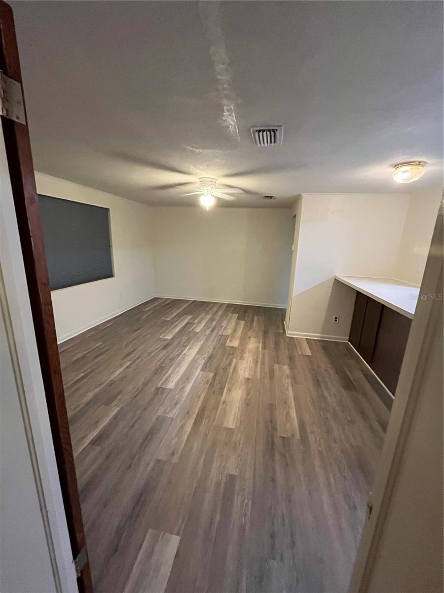 Image 6 of 25 For 309 Riviera Drive