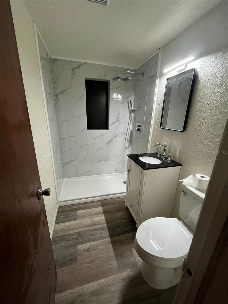 Image 9 of 25 For 309 Riviera Drive