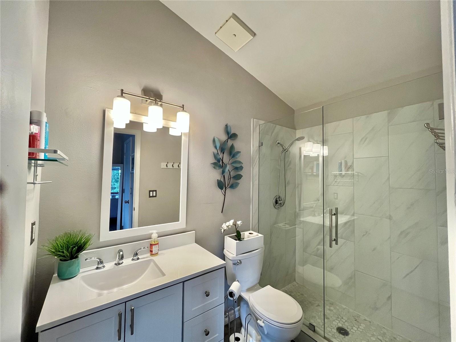 Image 19 of 28 For 2045 Hunters Glen Drive 526