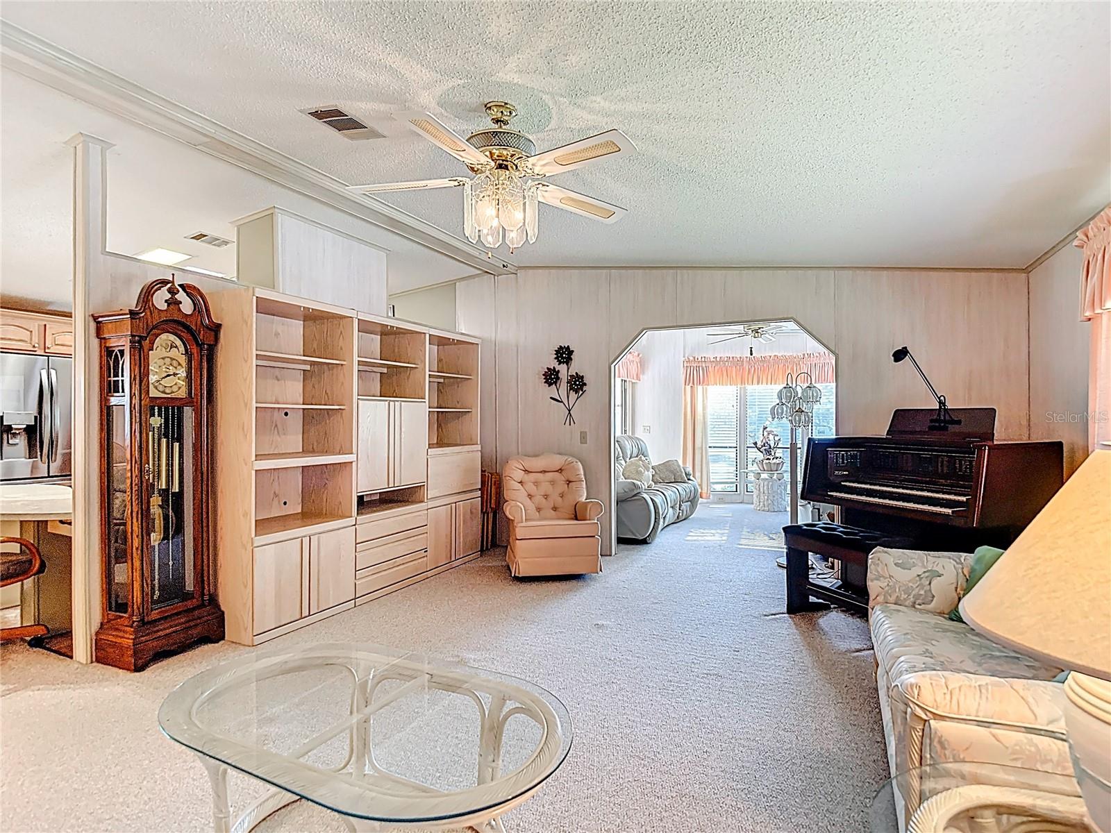 Image 6 of 23 For 14761 Rialto Avenue