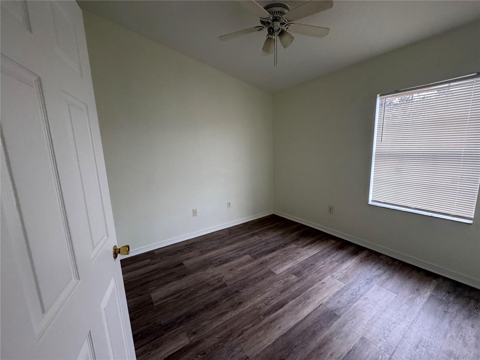 Image 20 of 31 For 9775 Carlsdale Drive