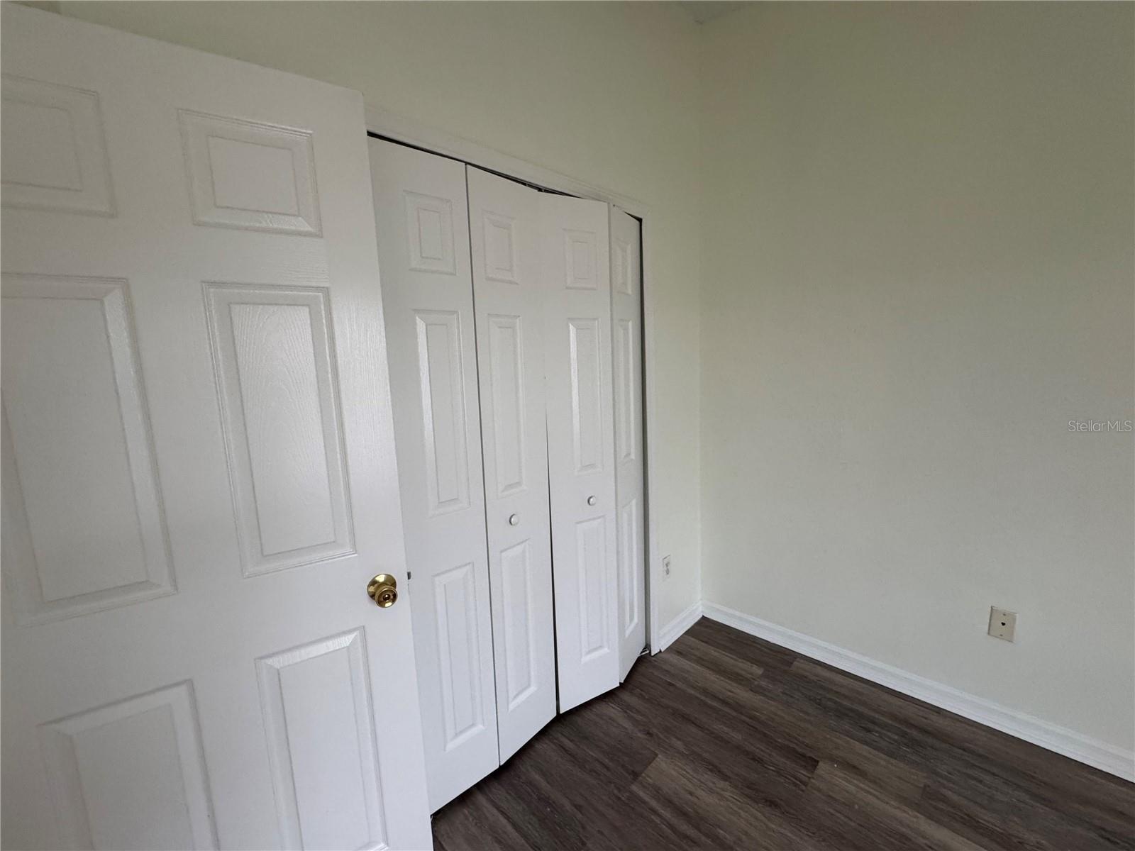 Image 23 of 31 For 9775 Carlsdale Drive