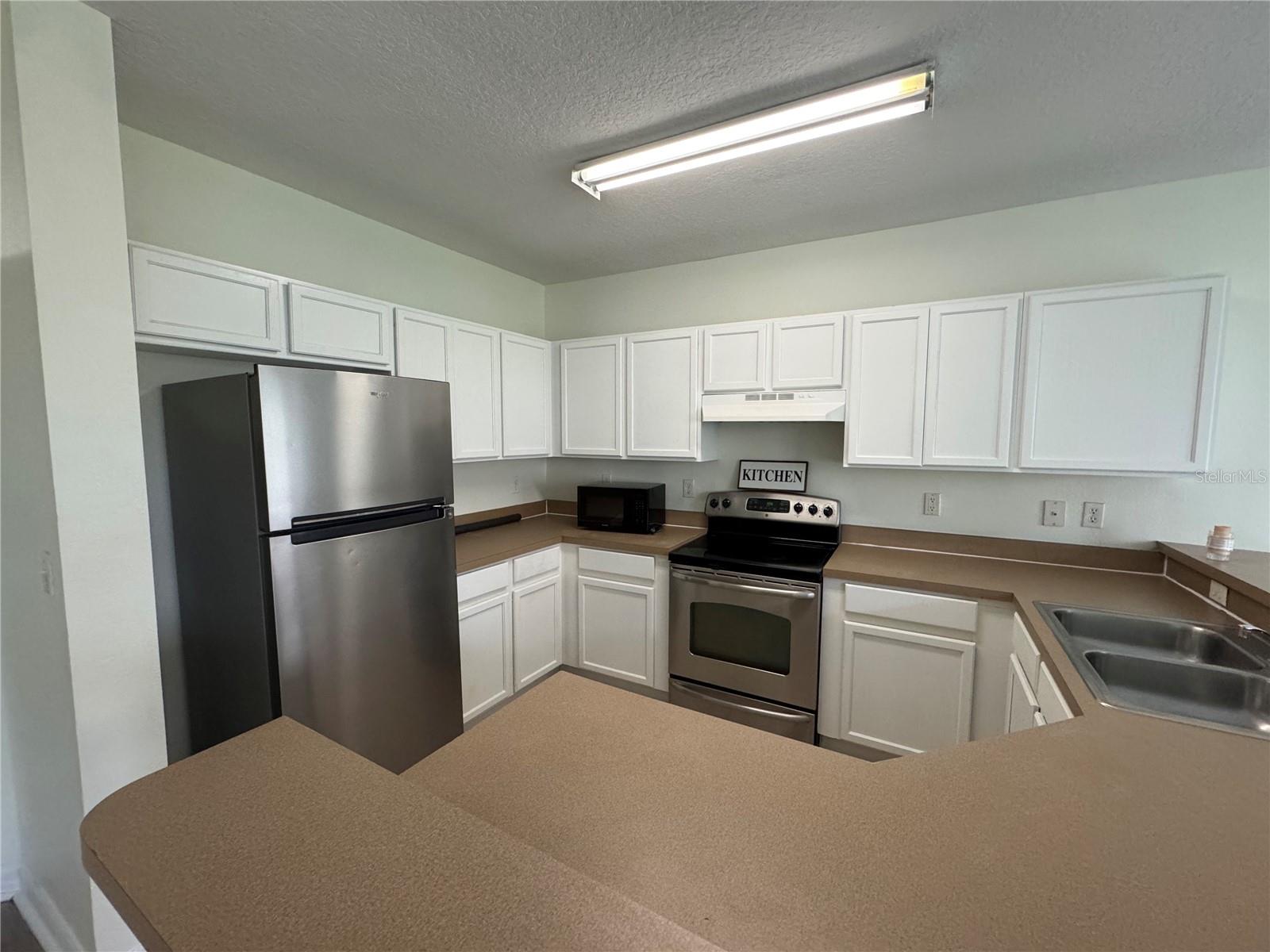Image 5 of 31 For 9775 Carlsdale Drive