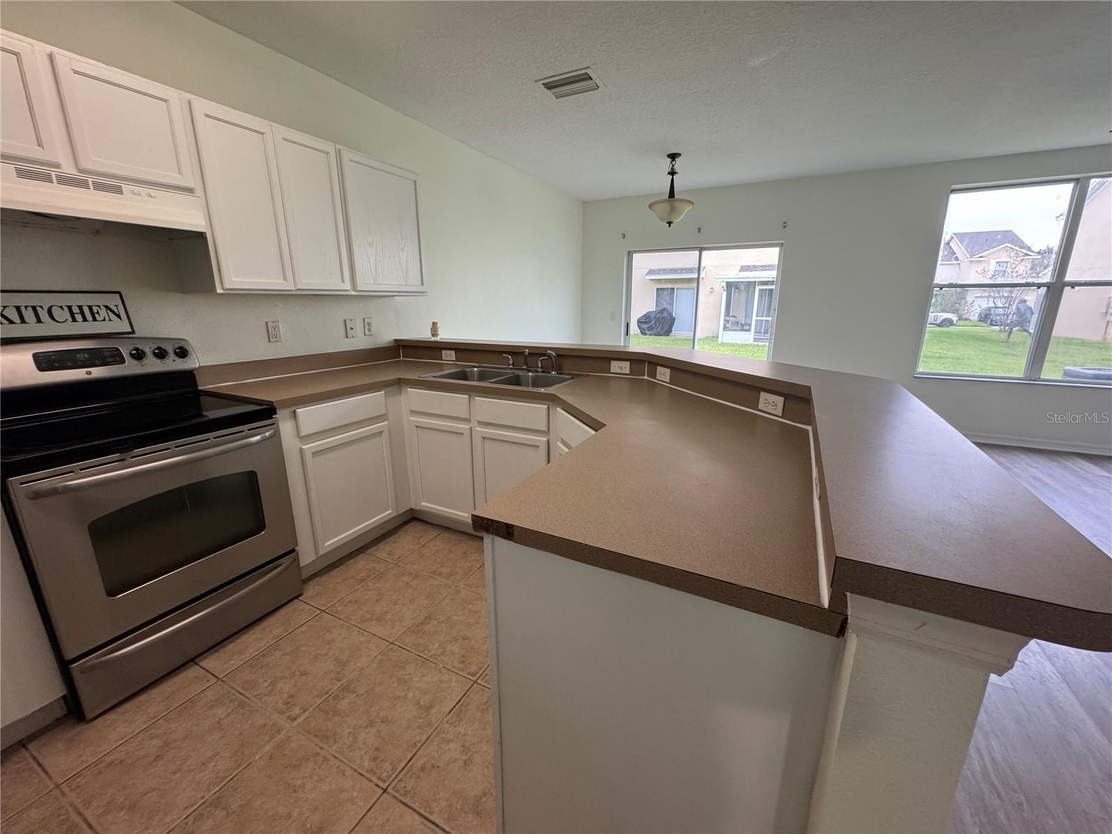 Image 6 of 31 For 9775 Carlsdale Drive