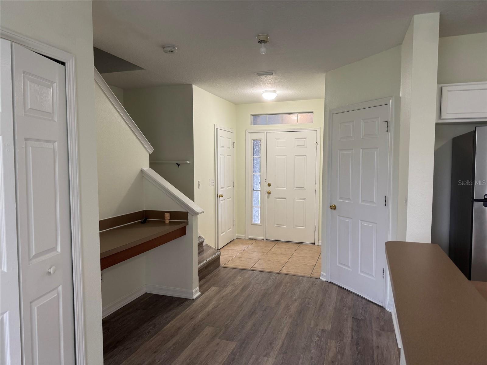 Image 7 of 31 For 9775 Carlsdale Drive