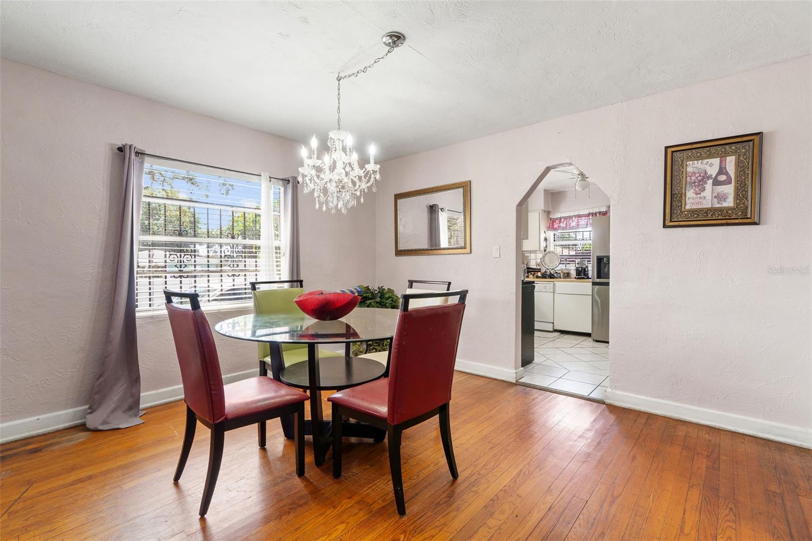 Listing photo id 8 for 2708 Matanzas Avenue