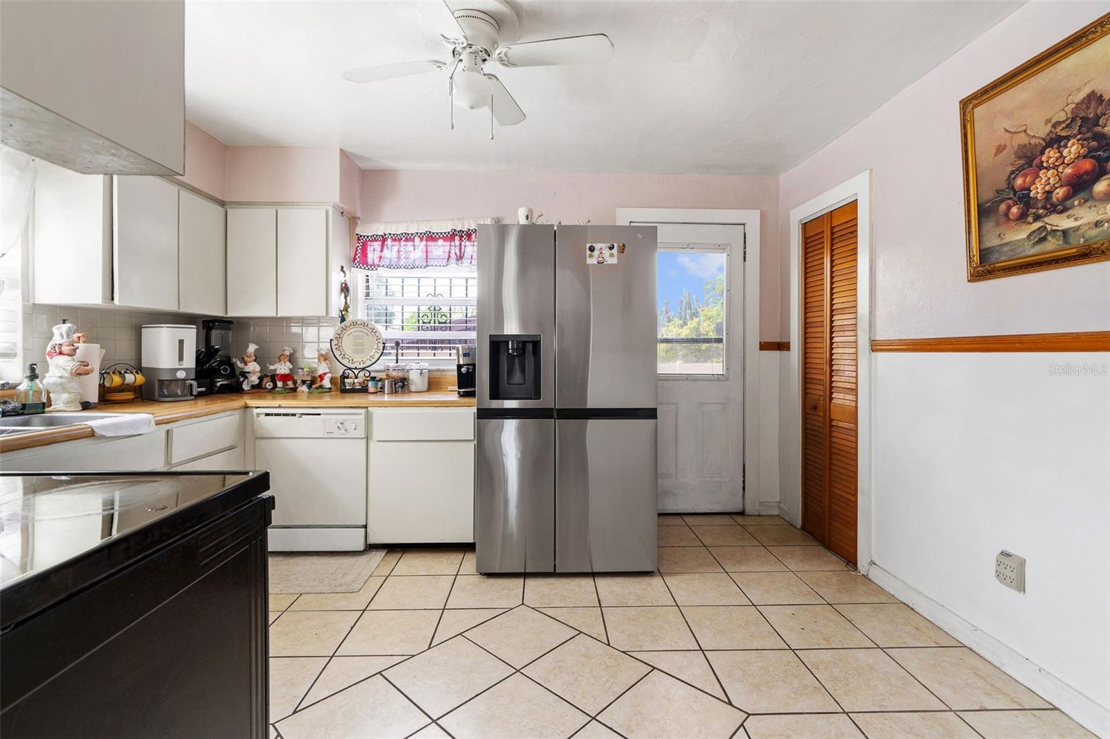 Listing photo id 10 for 2708 Matanzas Avenue