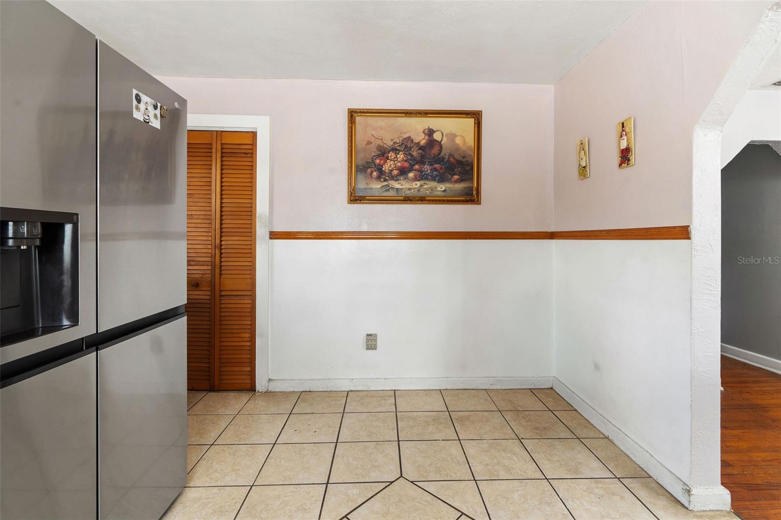 Listing photo id 13 for 2708 Matanzas Avenue