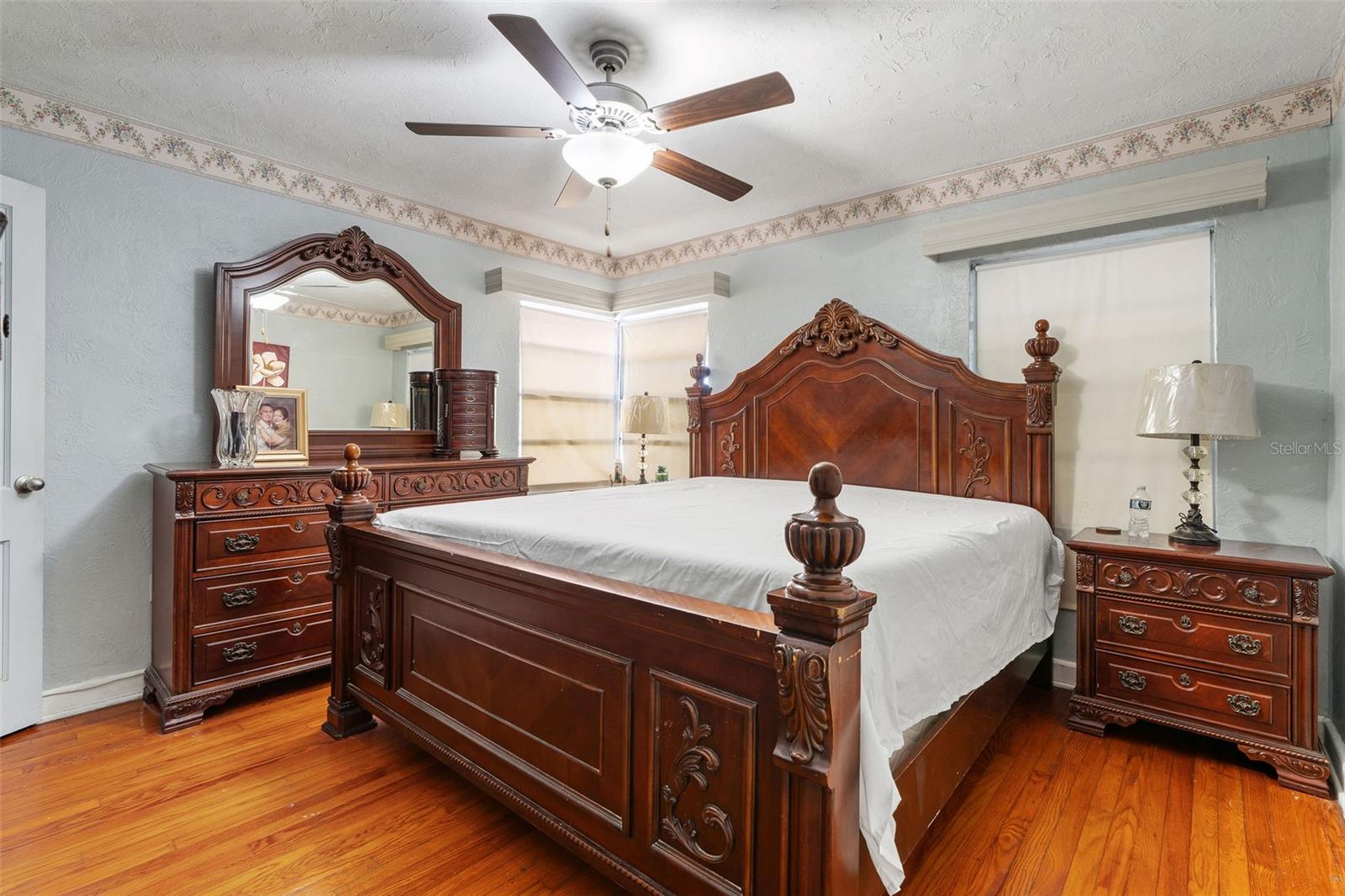 Listing photo id 16 for 2708 Matanzas Avenue