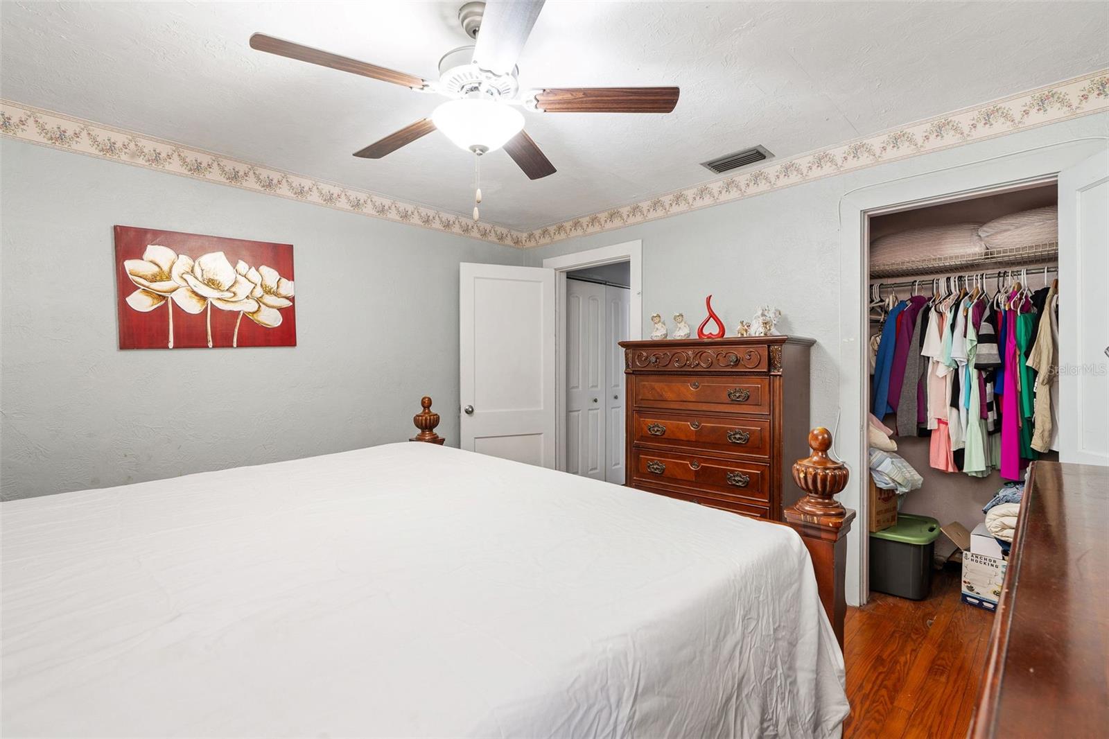 Listing photo id 17 for 2708 Matanzas Avenue