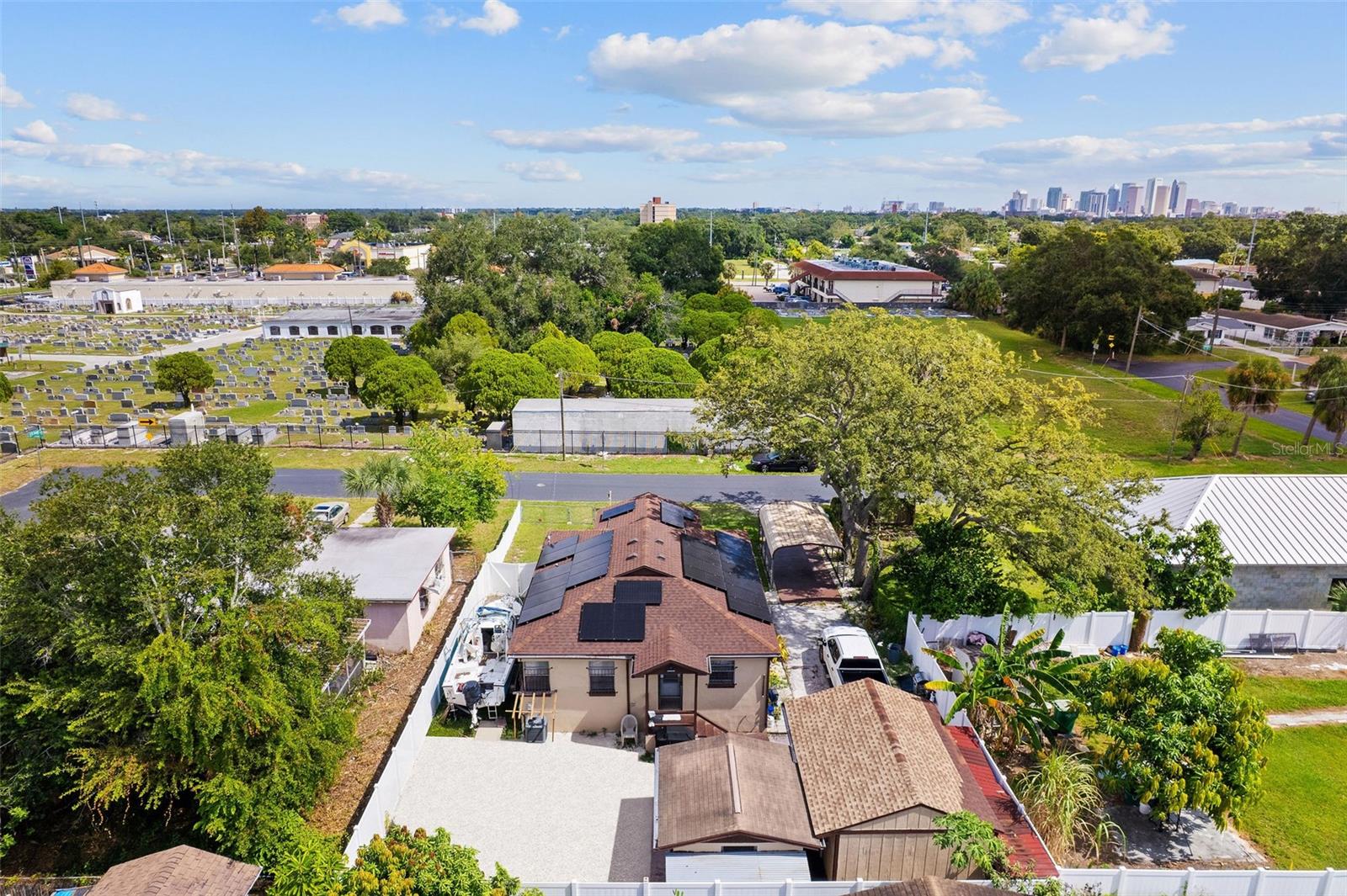 Listing photo id 23 for 2708 Matanzas Avenue