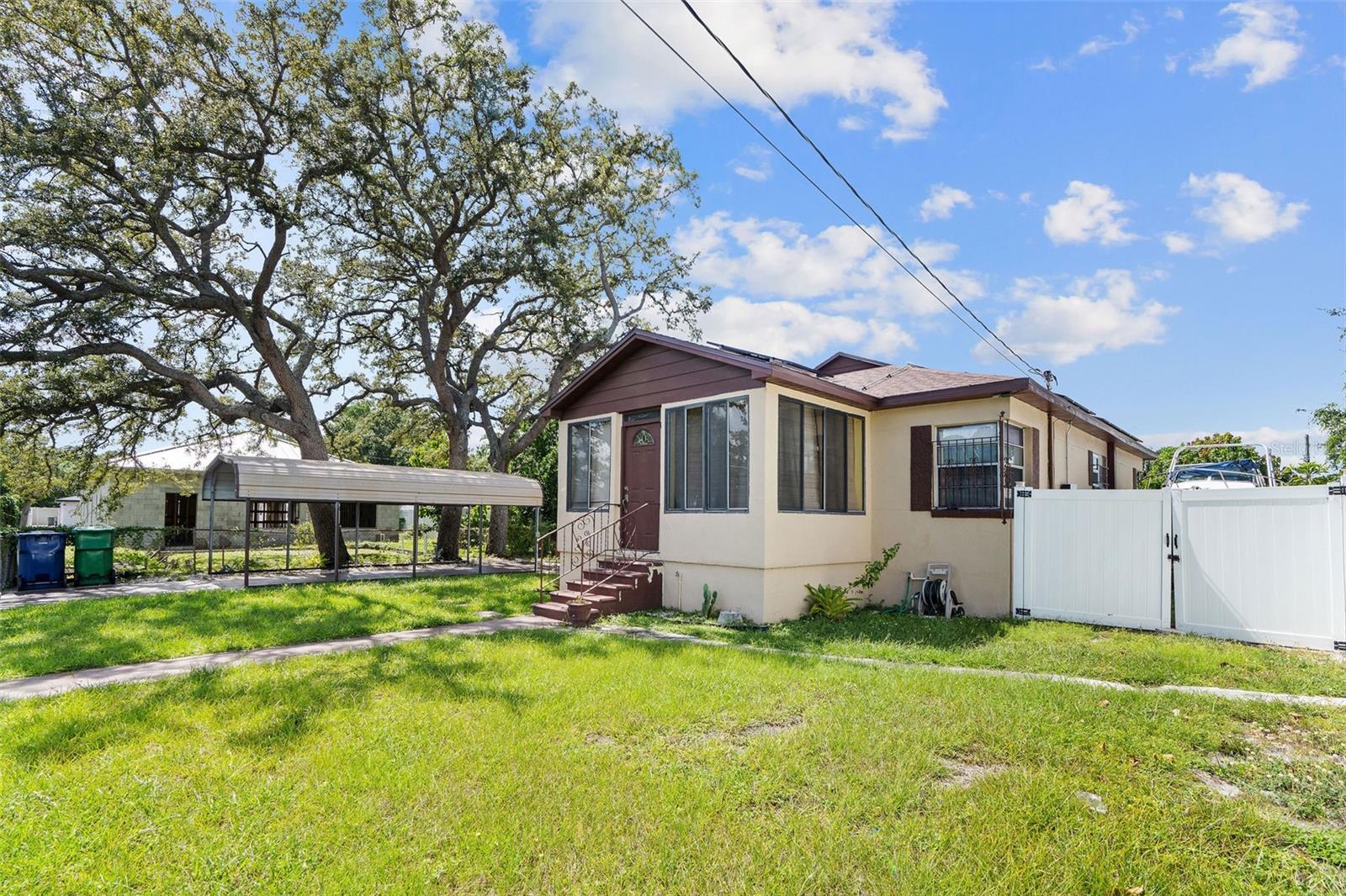 Listing photo id 1 for 2708 Matanzas Avenue