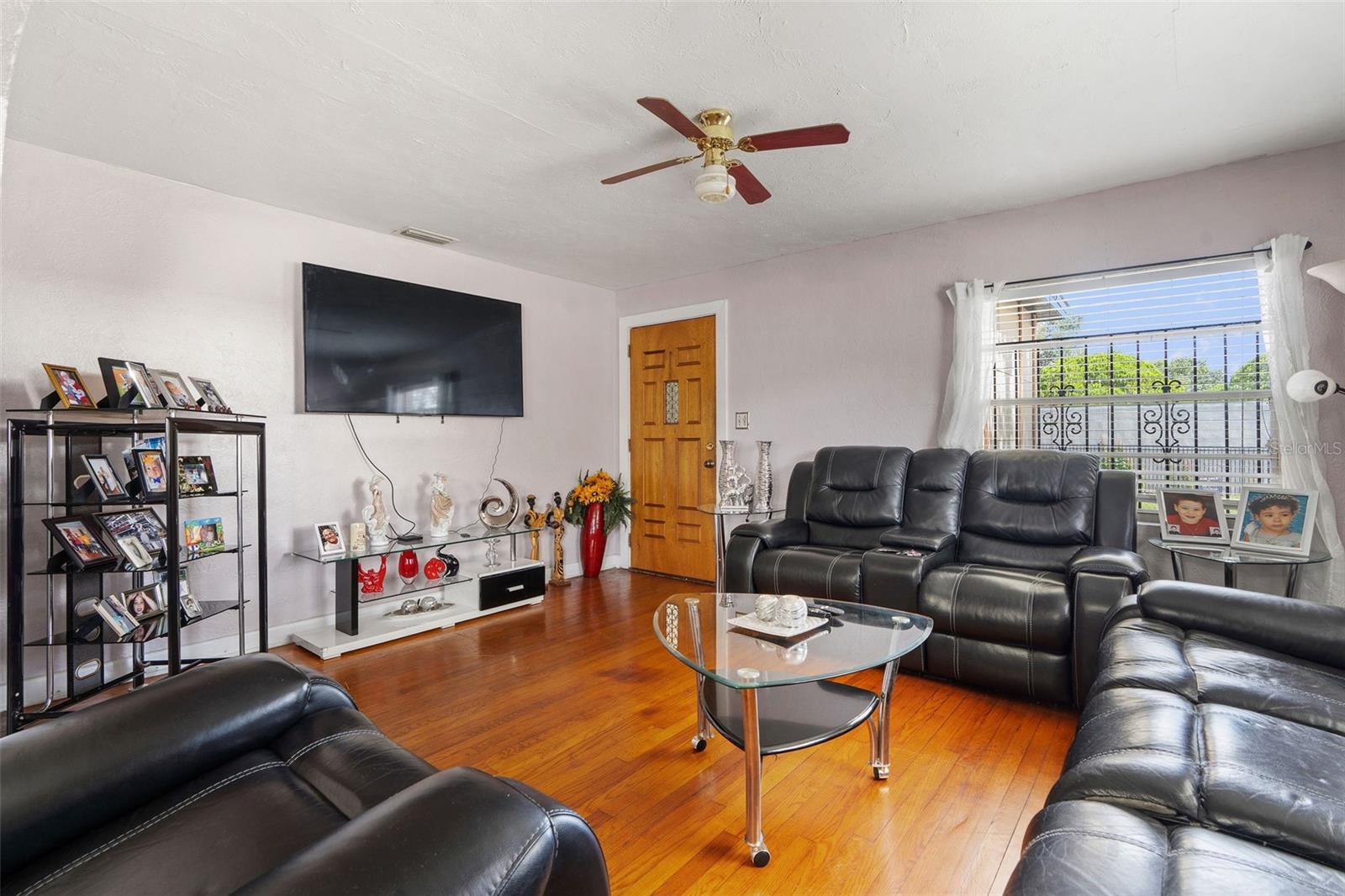 Listing photo id 5 for 2708 Matanzas Avenue