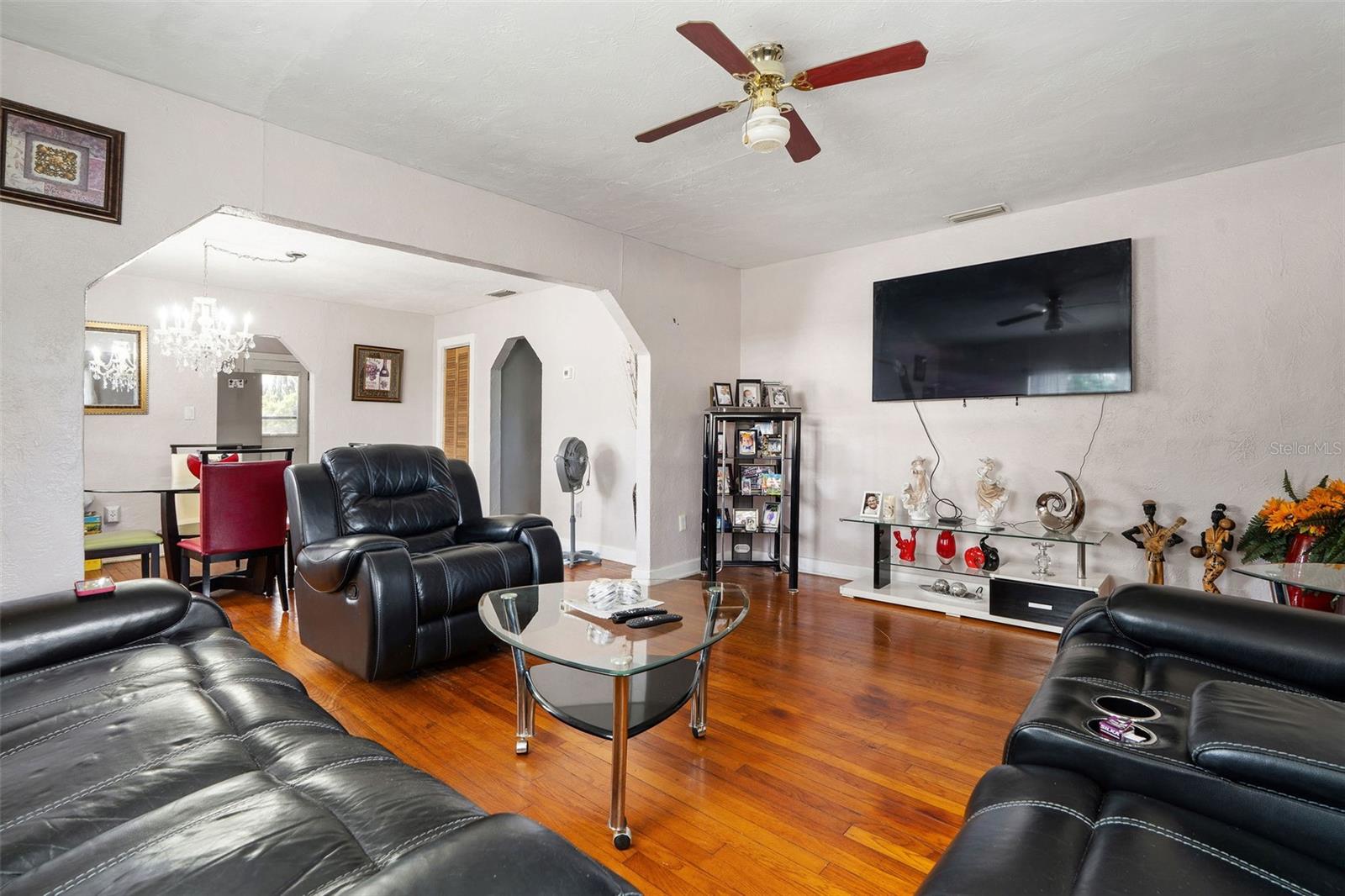 Listing photo id 6 for 2708 Matanzas Avenue