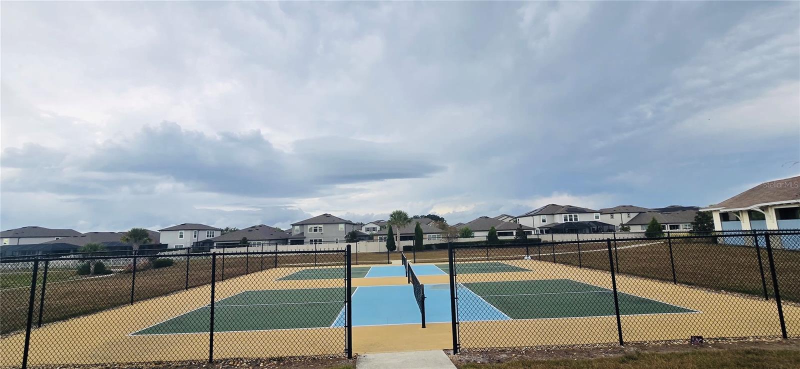 Listing photo id 45 for 10907 Green Harvest Drive