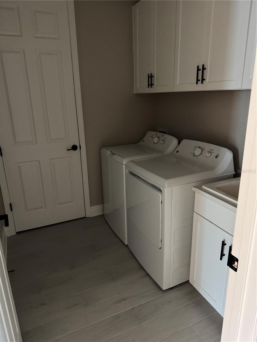 Image 28 of 37 For 12118 Bald Cypress Cove