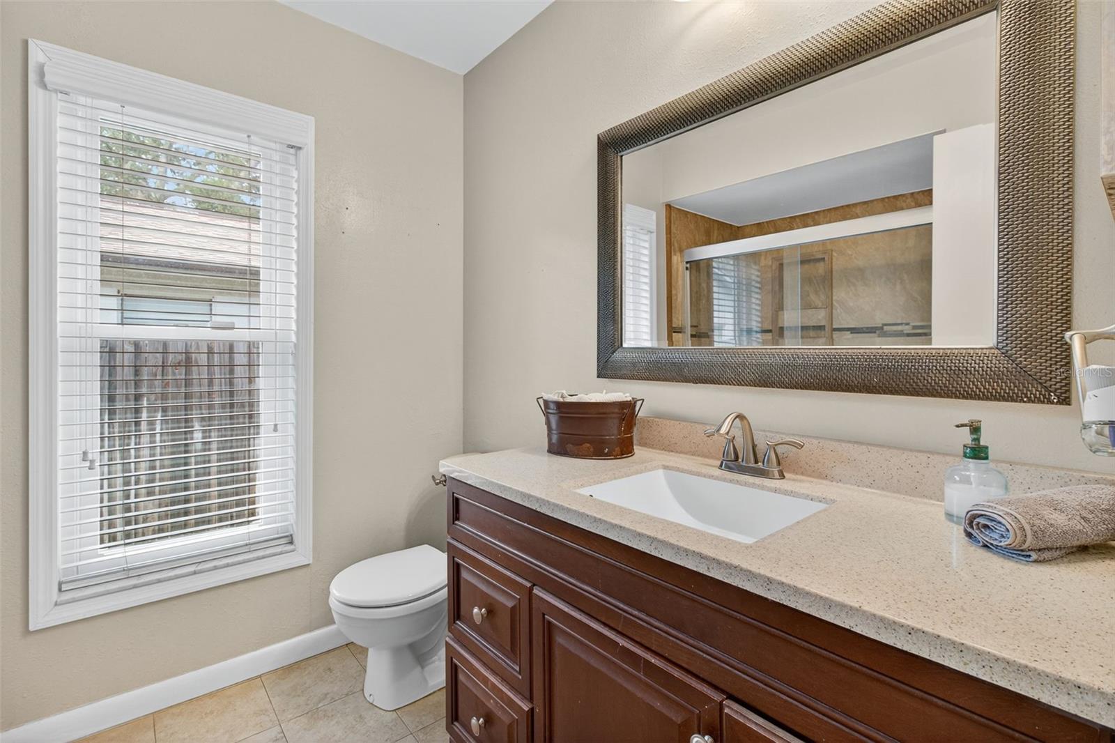 Image 41 of 44 For 3903 Dunaire Drive