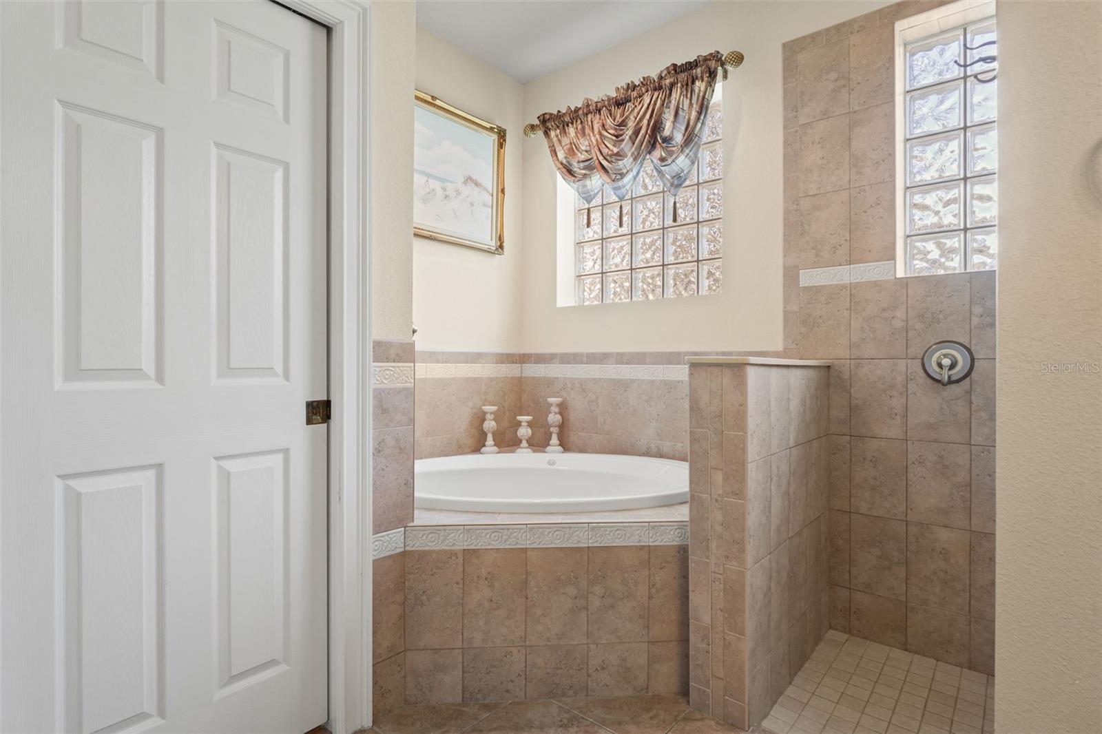 Image 20 of 50 For 9059 Penelope Drive