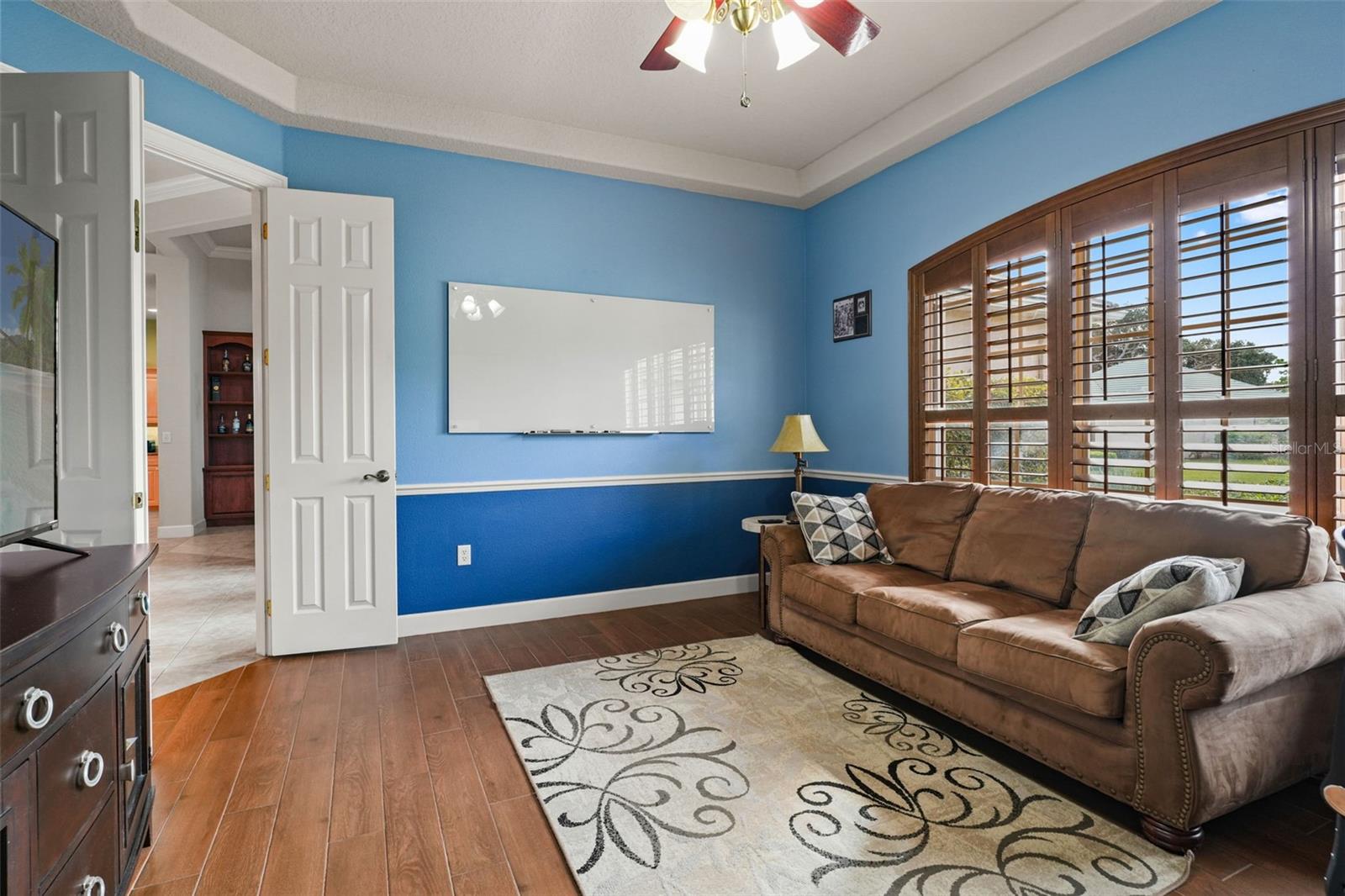 Image 27 of 50 For 9059 Penelope Drive