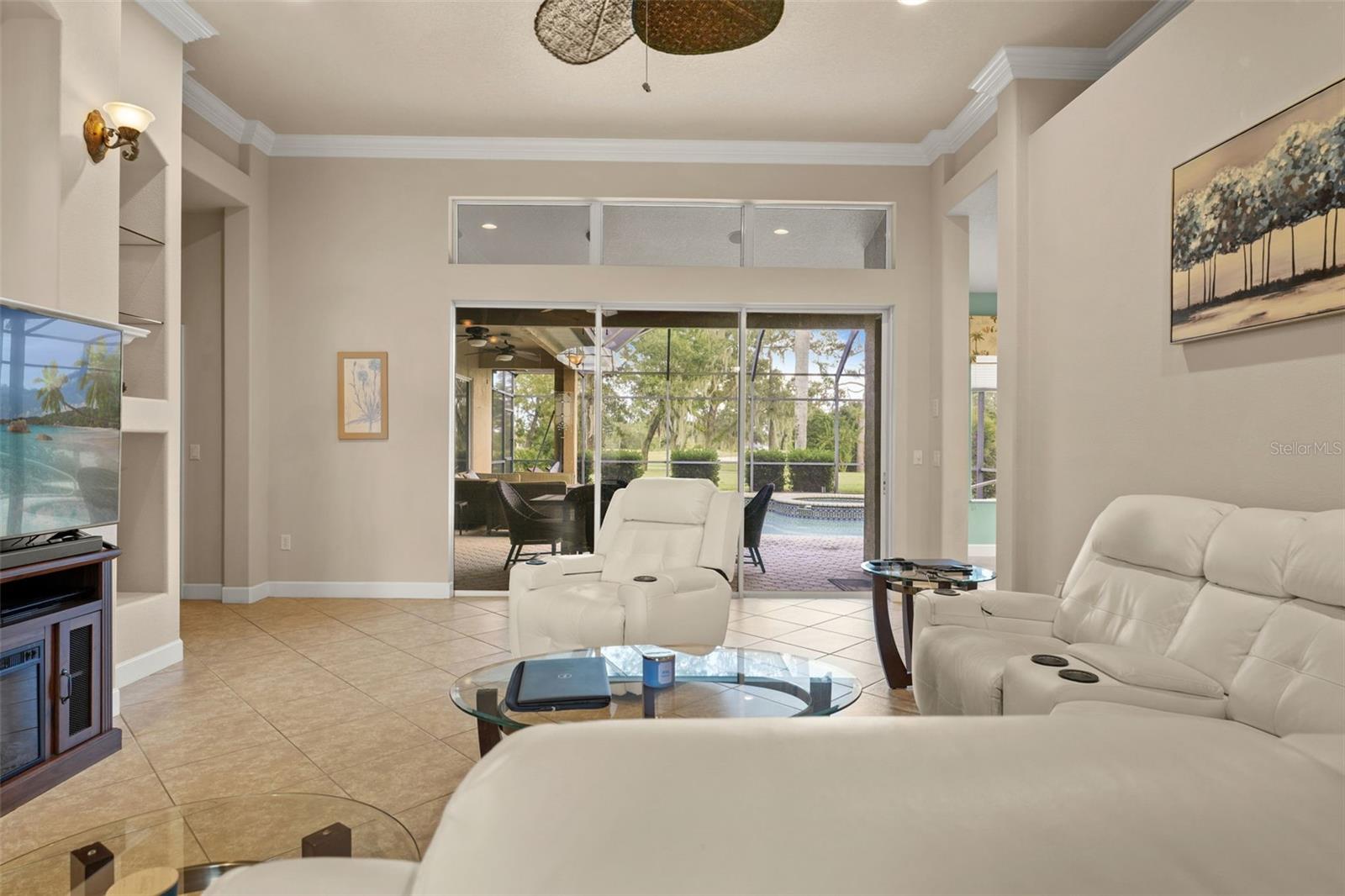 Image 5 of 50 For 9059 Penelope Drive