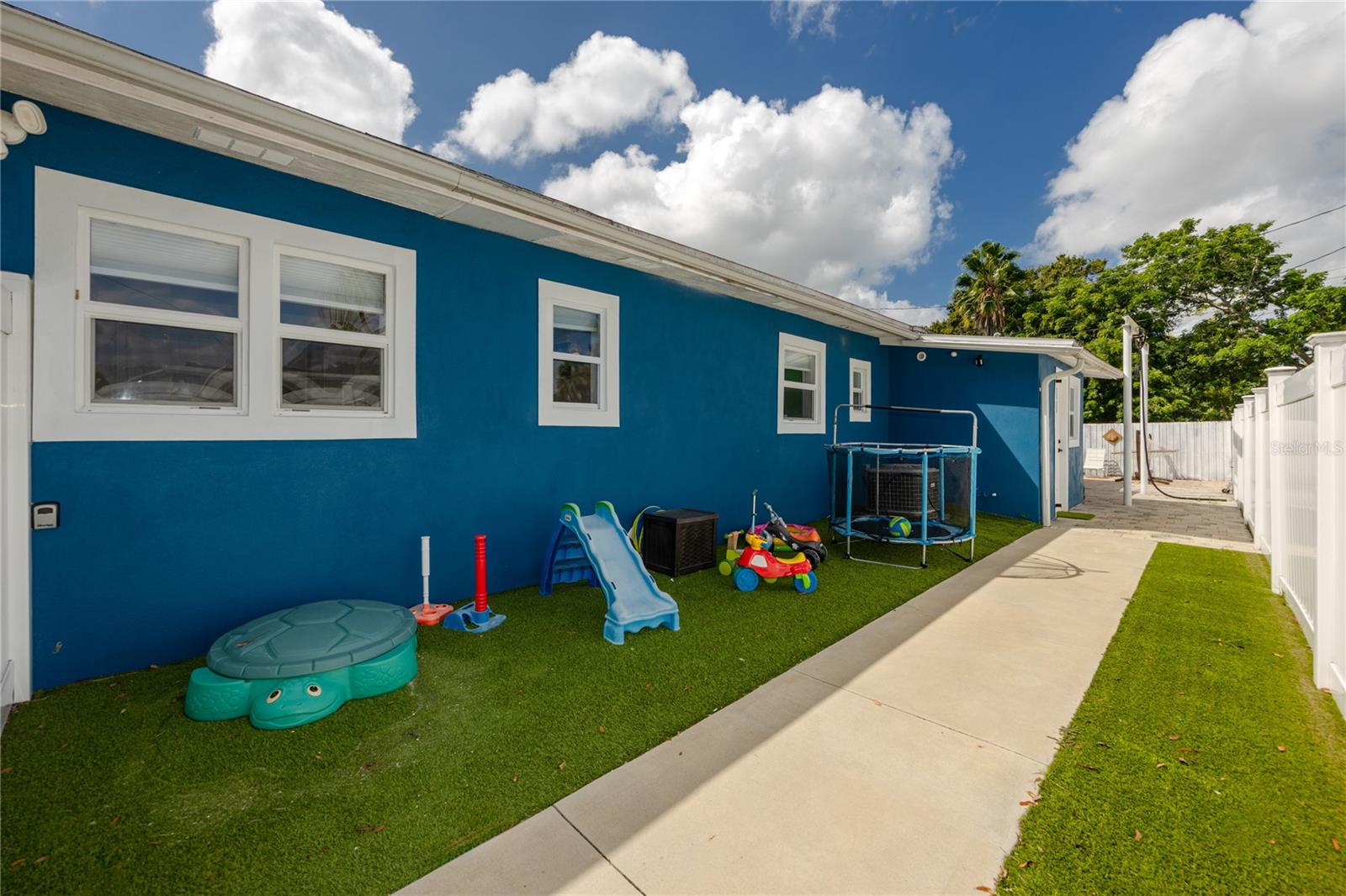 Image 48 of 49 For 4150 40th Street N