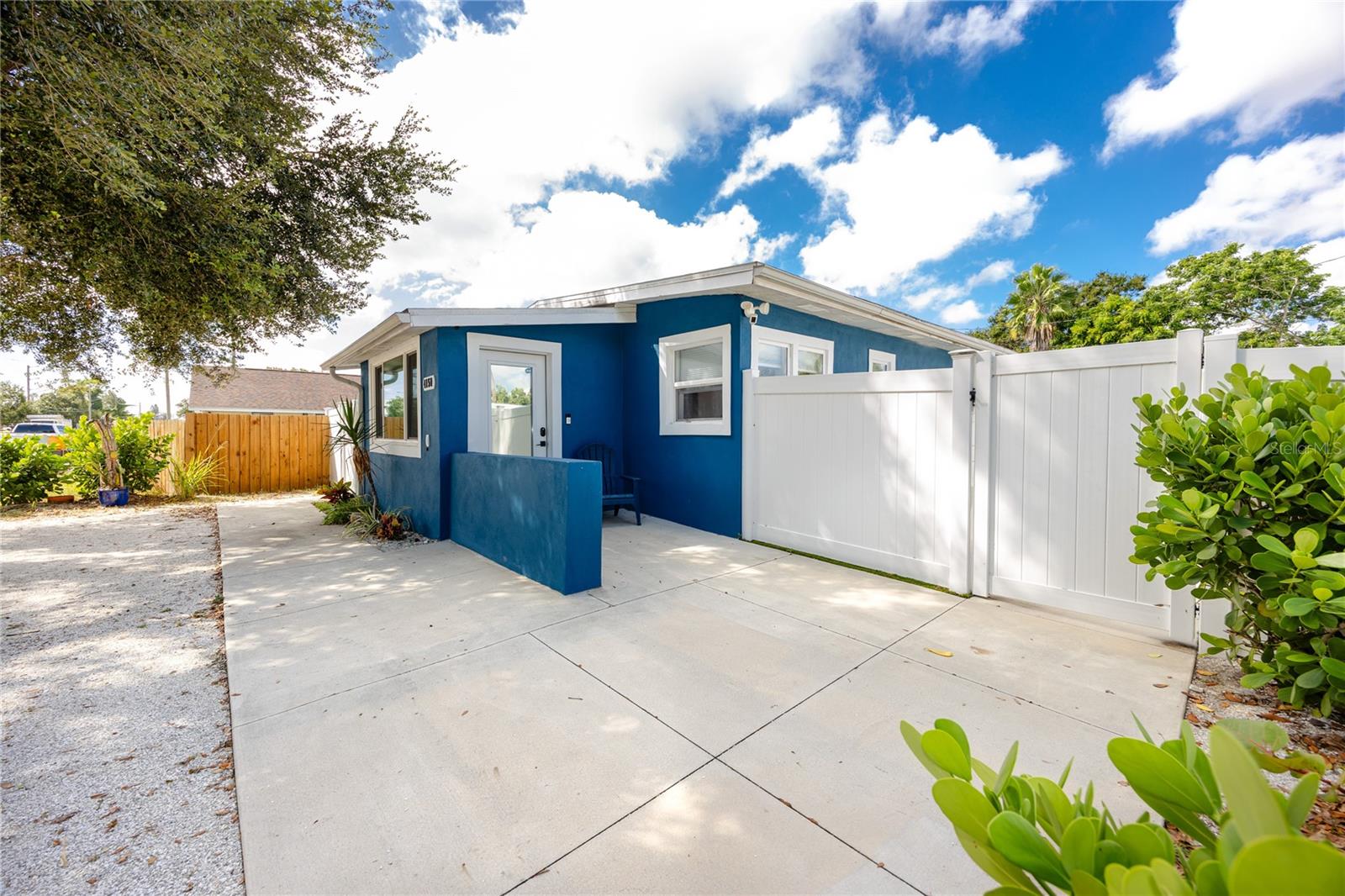 Image 7 of 49 For 4150 40th Street N