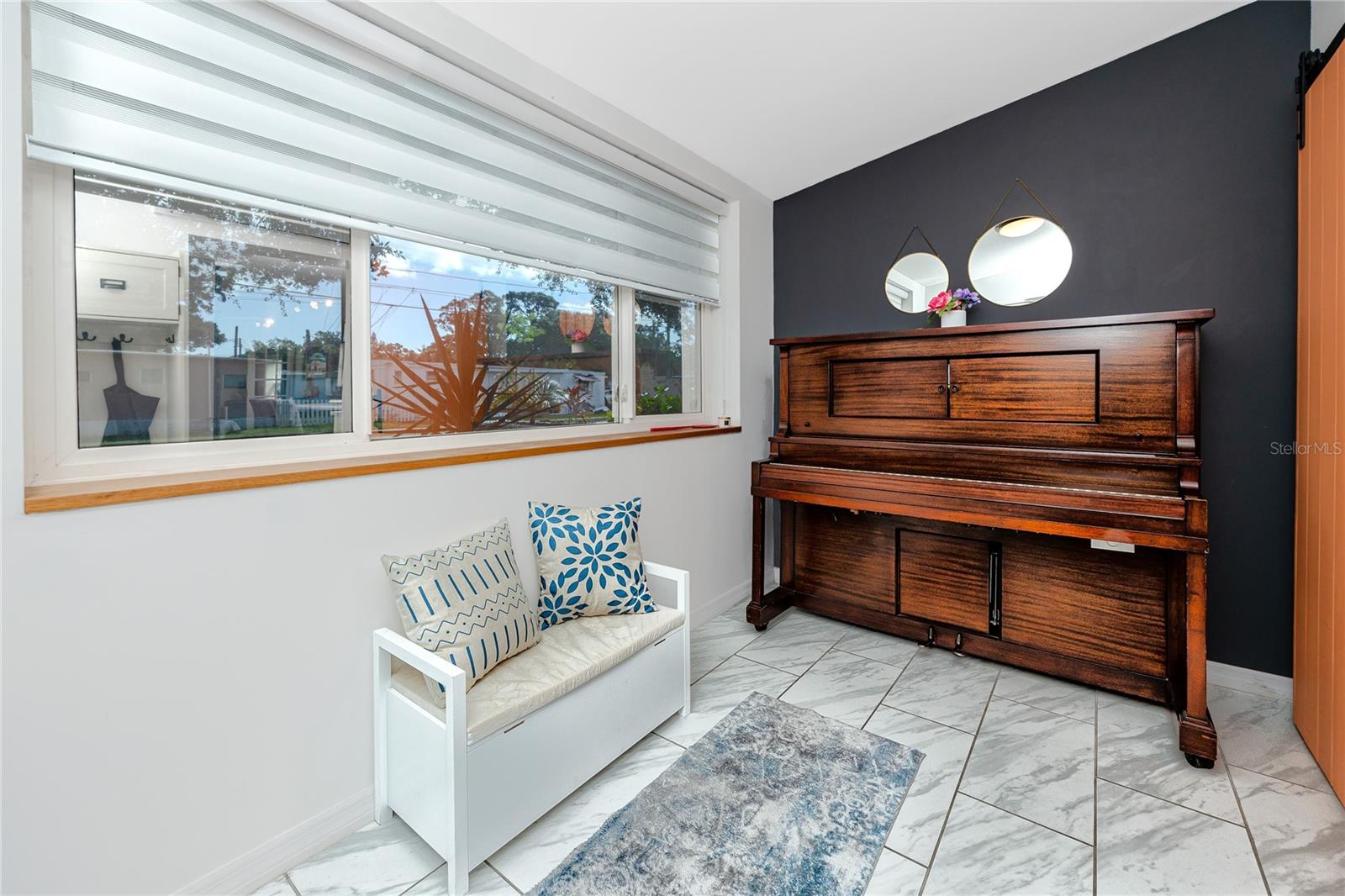 Image 9 of 49 For 4150 40th Street N
