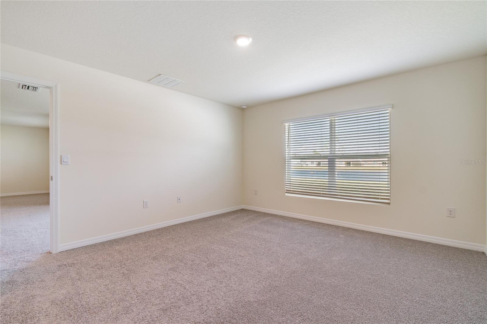 Image 10 of 61 For 808 Tidal Rock Avenue