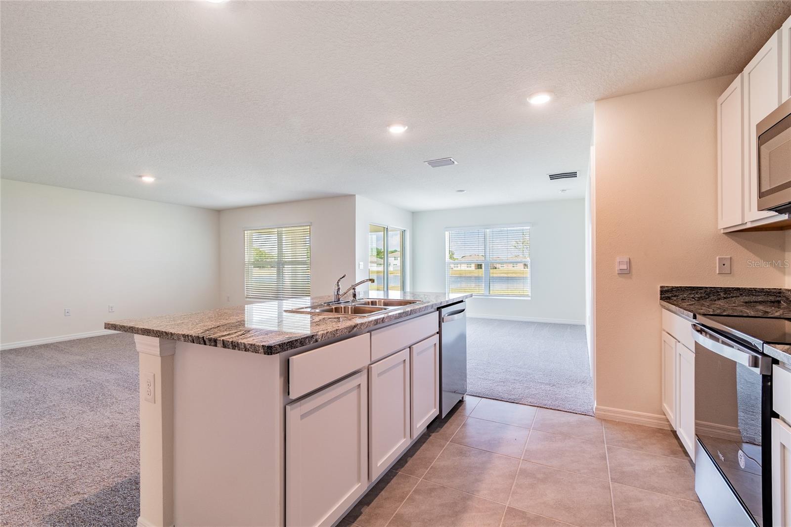 Image 24 of 61 For 808 Tidal Rock Avenue