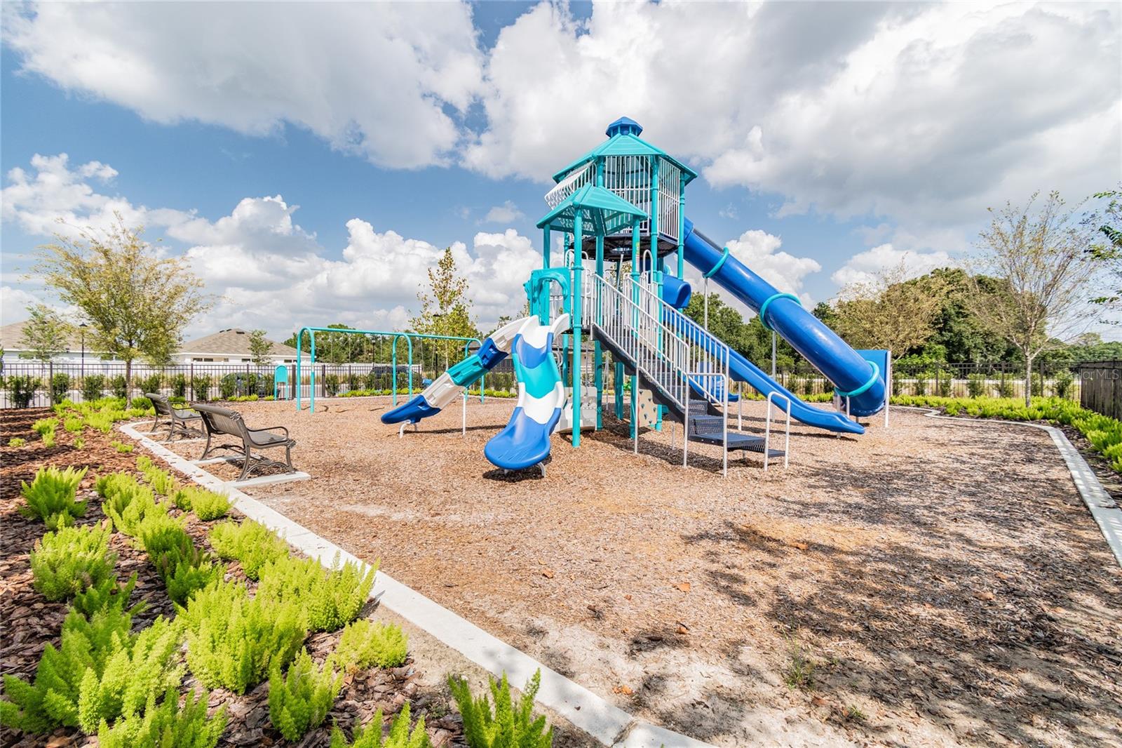 Image 34 of 61 For 808 Tidal Rock Avenue