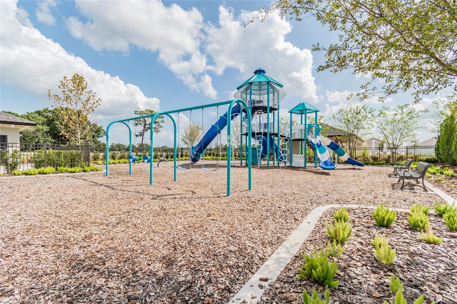 Image 41 of 61 For 808 Tidal Rock Avenue