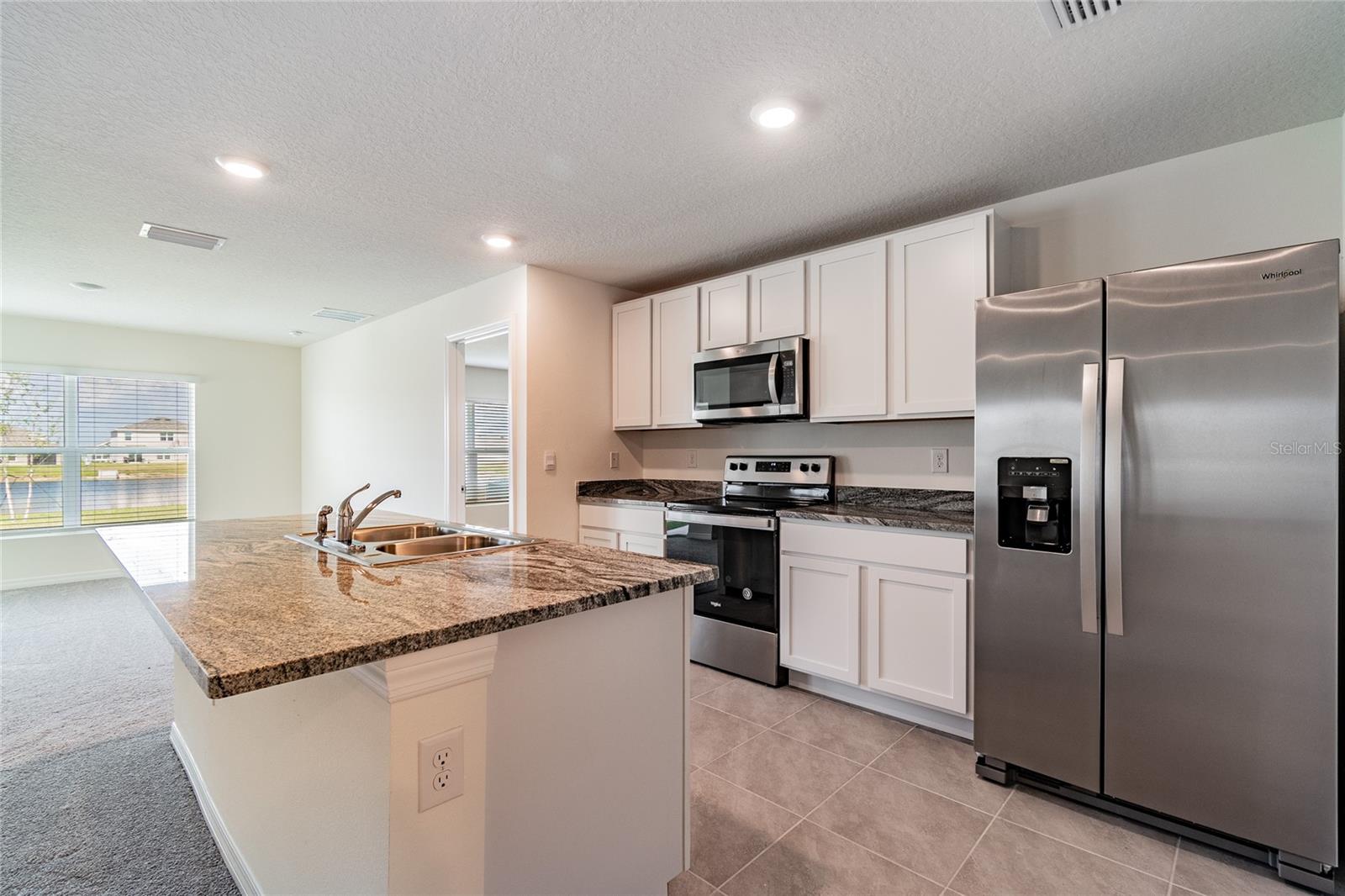 Image 6 of 61 For 808 Tidal Rock Avenue