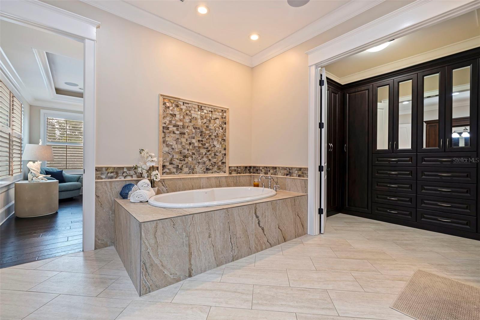 Image 27 of 44 For 310 8th Avenue N